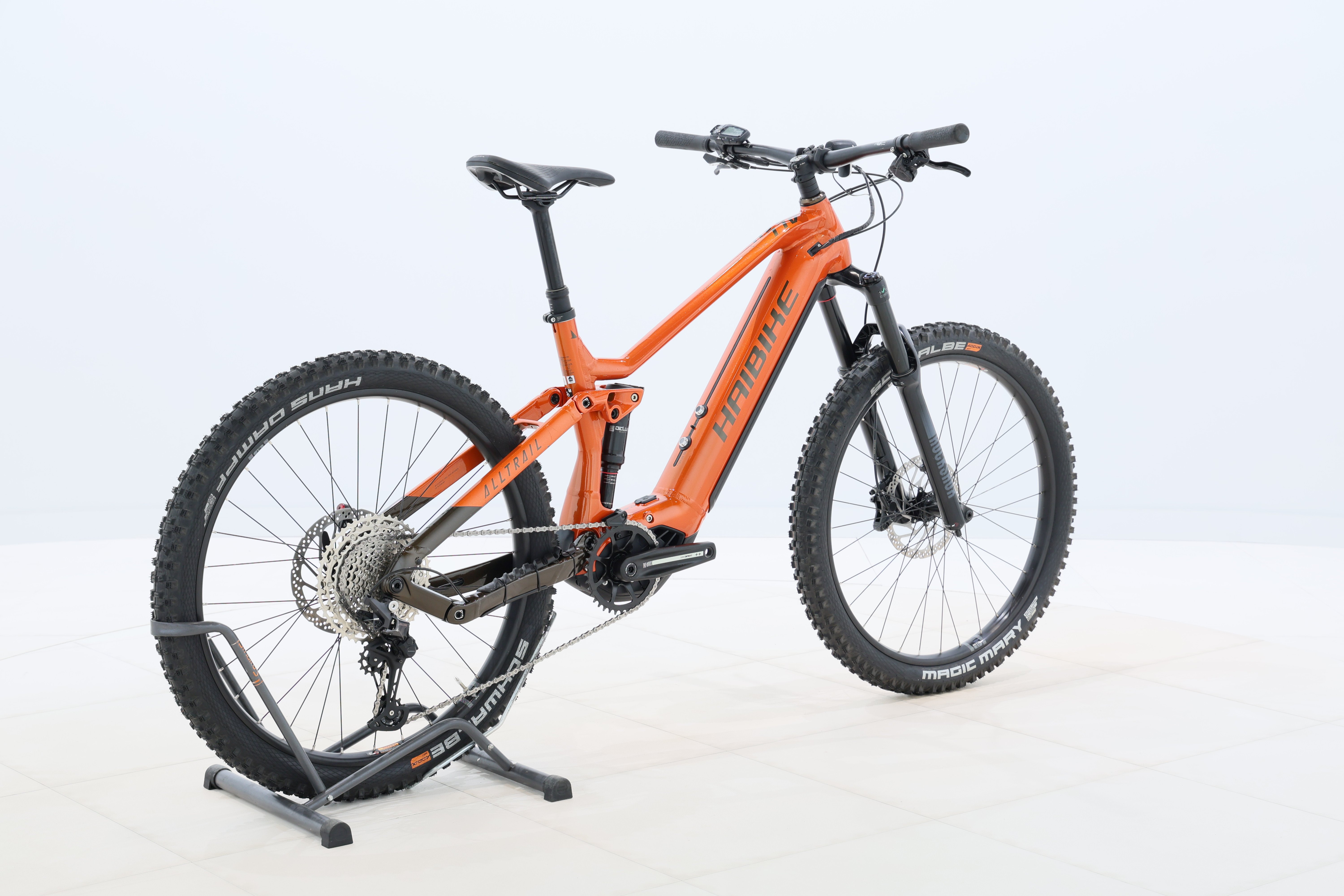 57bfeb90-d8f9-40bf-a10b-829cbae617a7