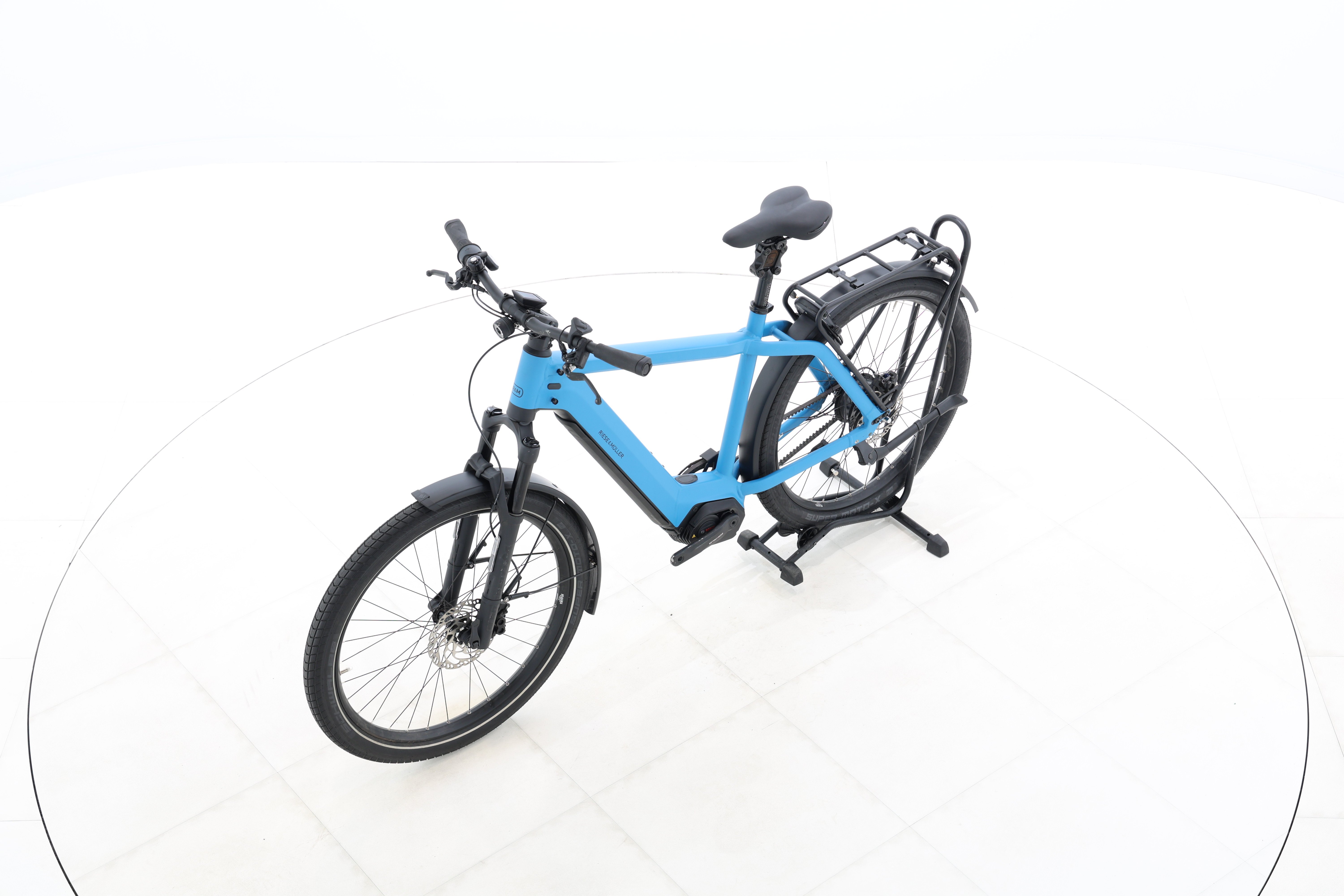 0984bba3-96f9-4d45-93e1-e8396ef1f249