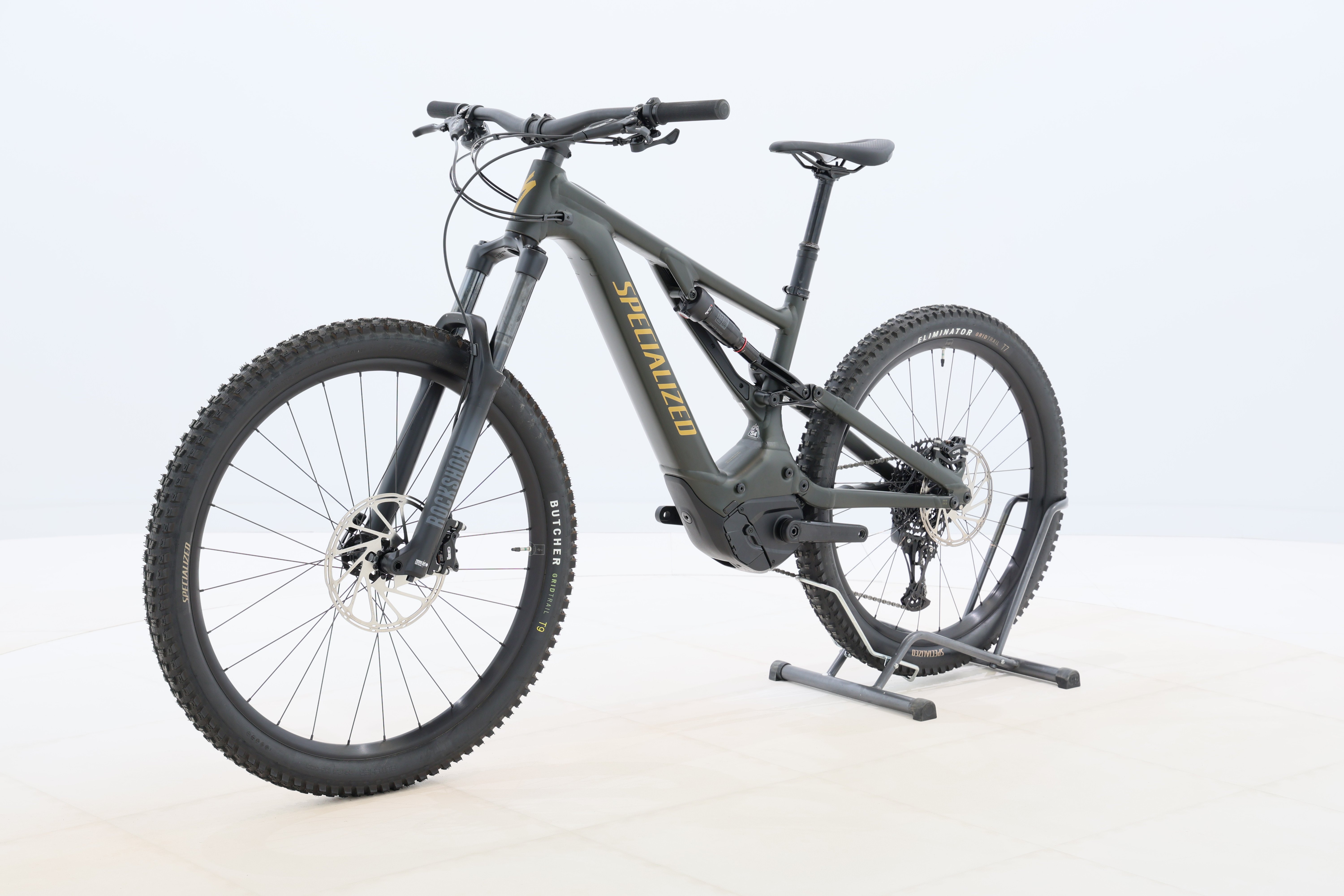 3b35457b-e6bd-437d-af4a-5dc5b6eee40a