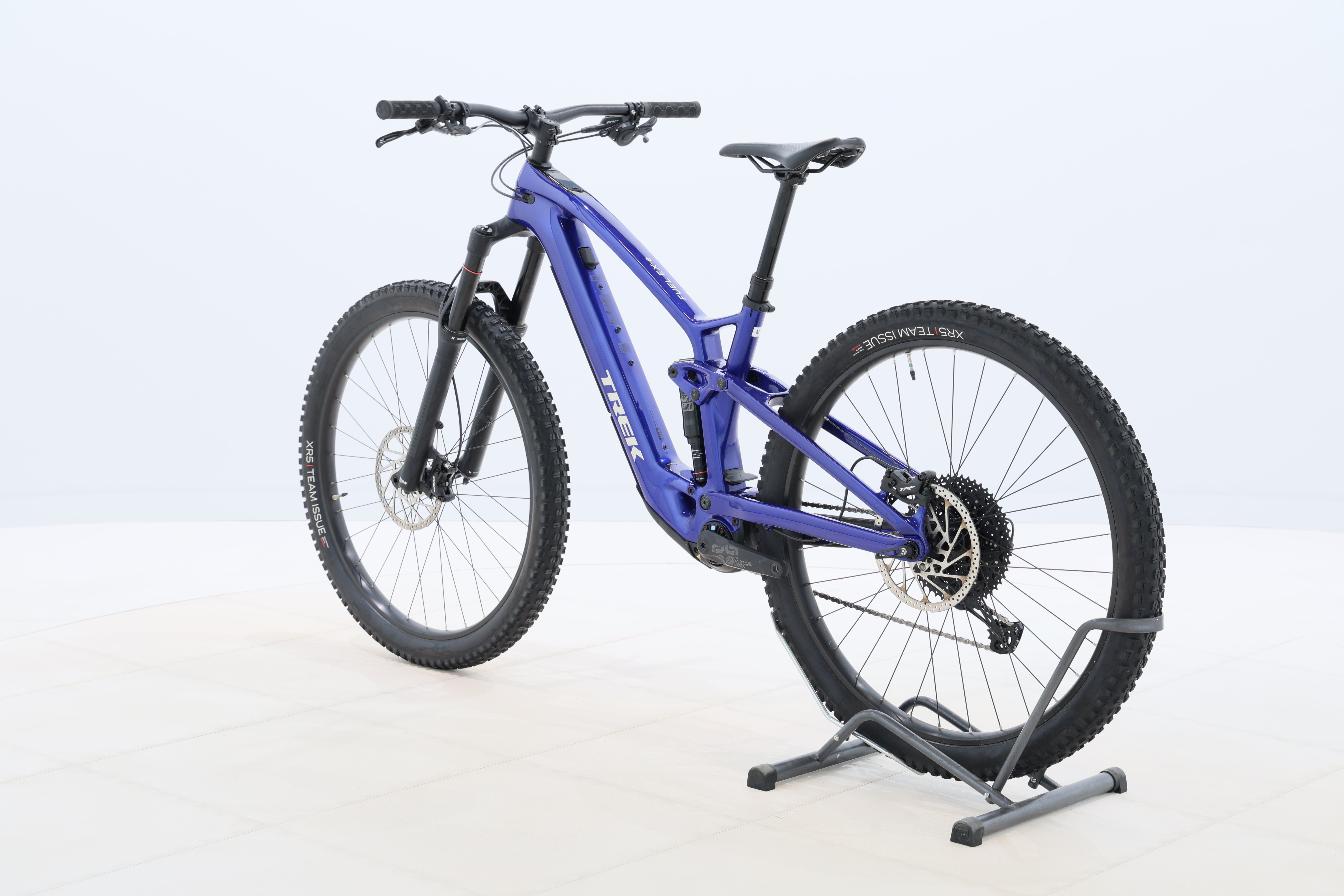 e6cccc86-b1b5-4005-aff9-3981121e7ae5