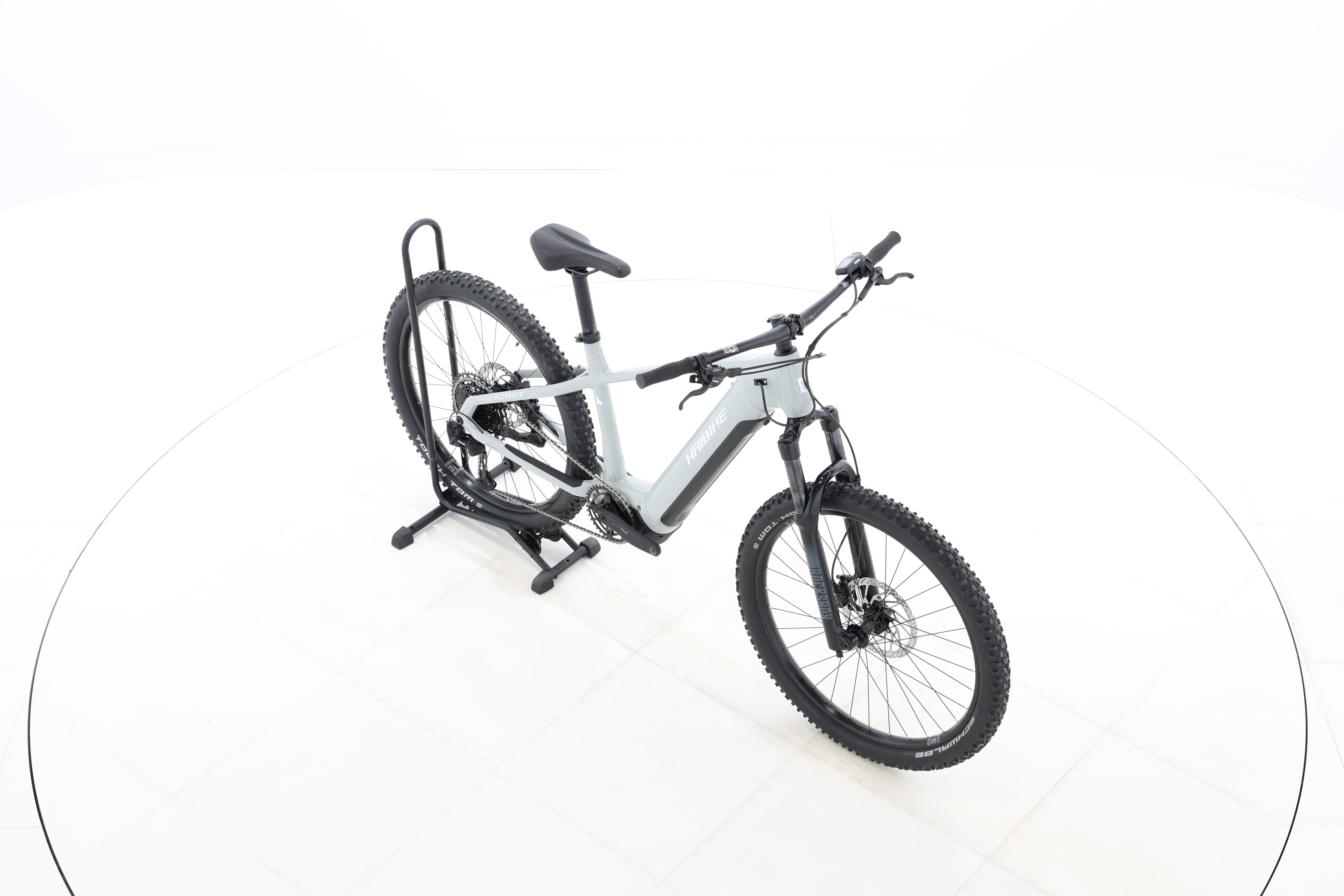 6cf4613a-8f66-4ff1-9d7c-48ee653e1729