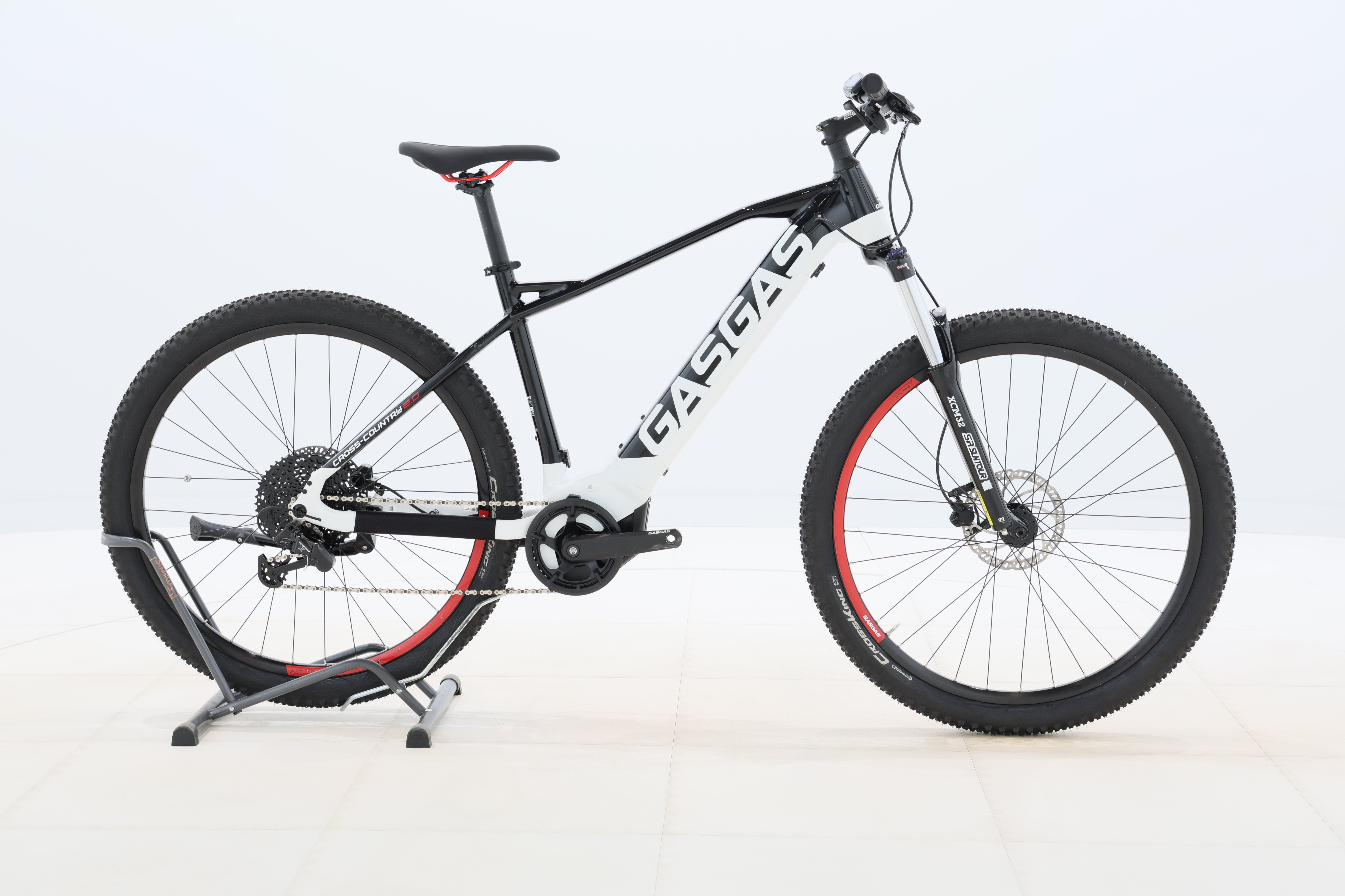 57866557-d9b6-4e2a-82c3-04ded9095e9e