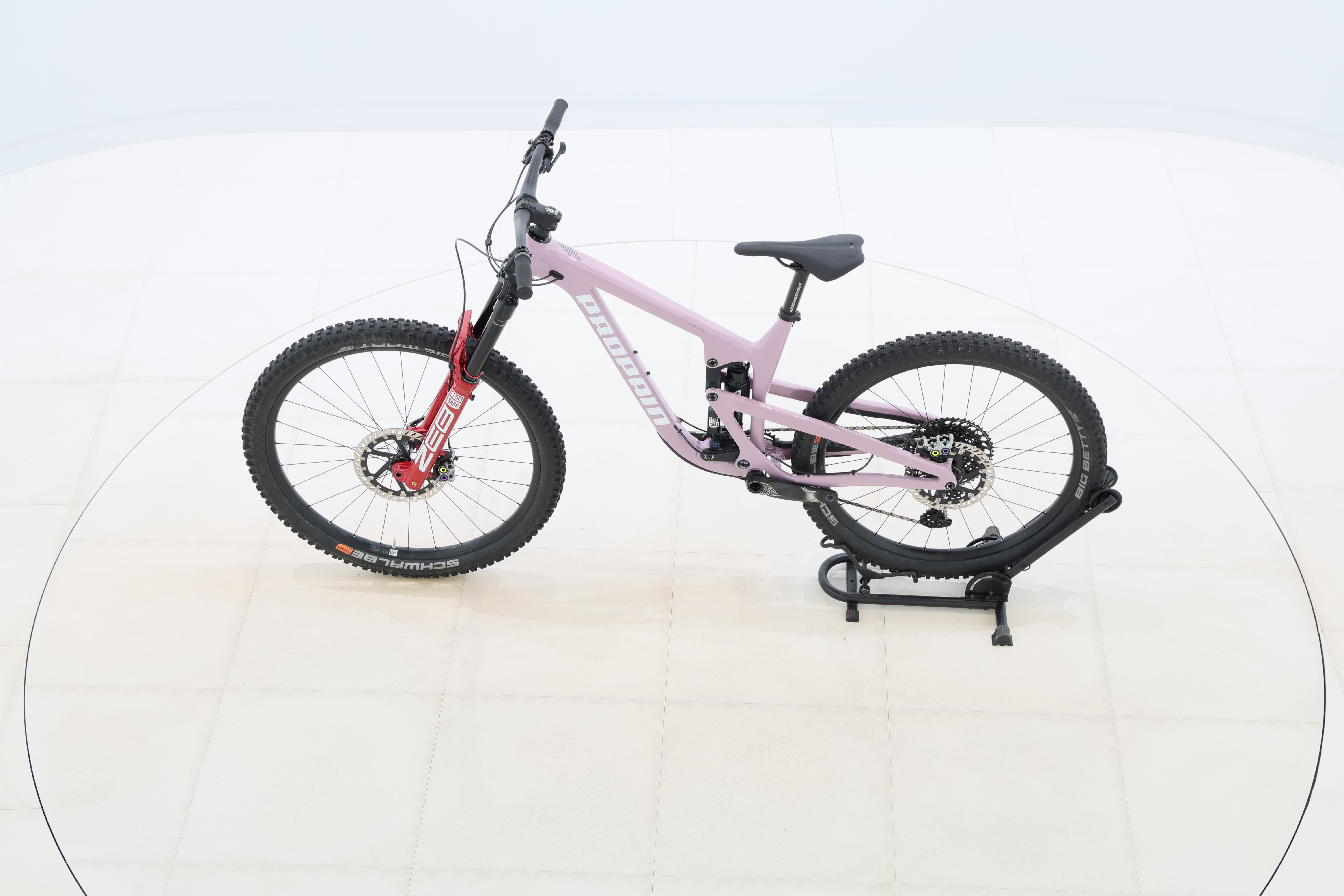 94216070-aee5-4b64-8caf-73e473a28866