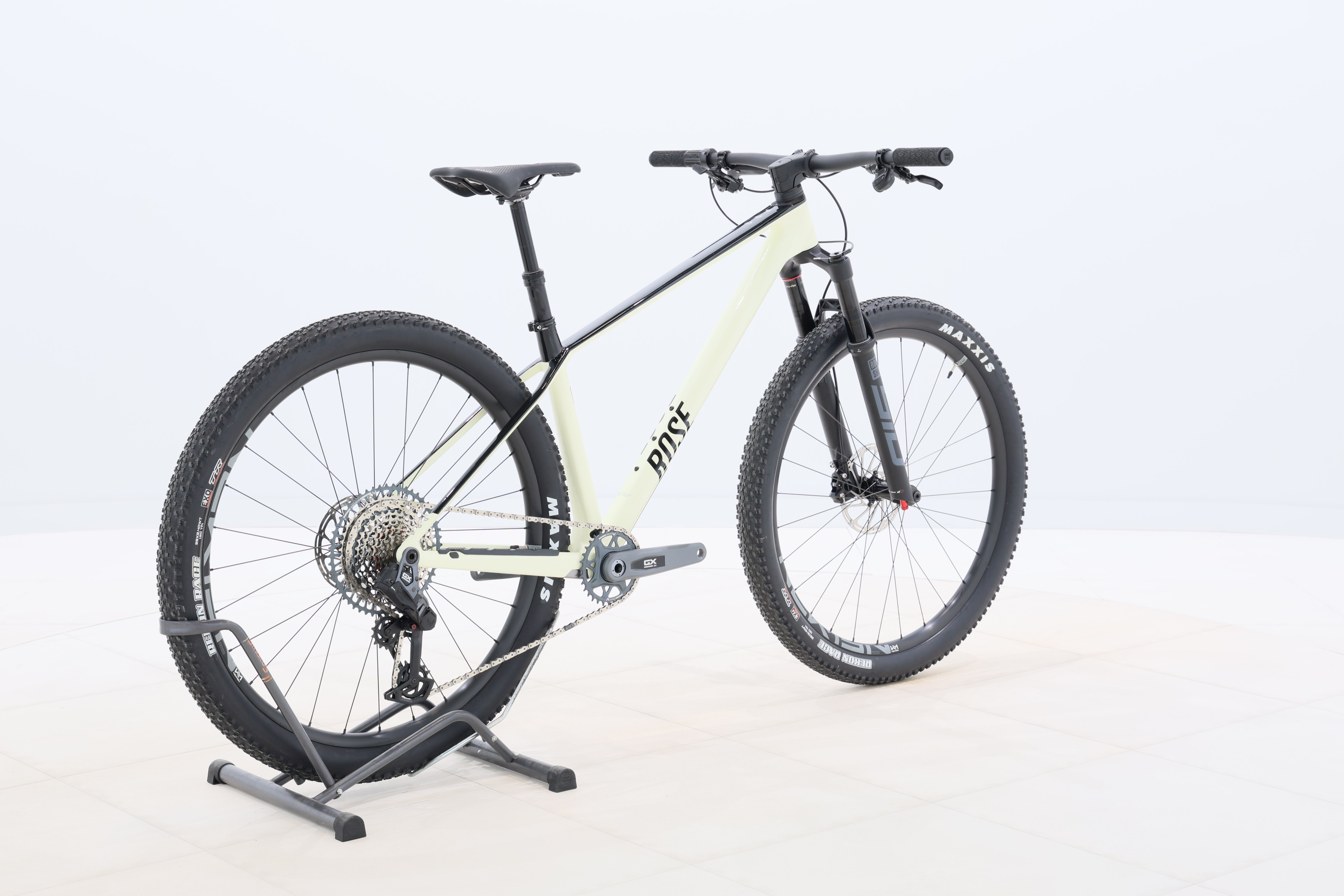 d773fc23-9e87-4ee2-8c2e-f453ee59c3d4