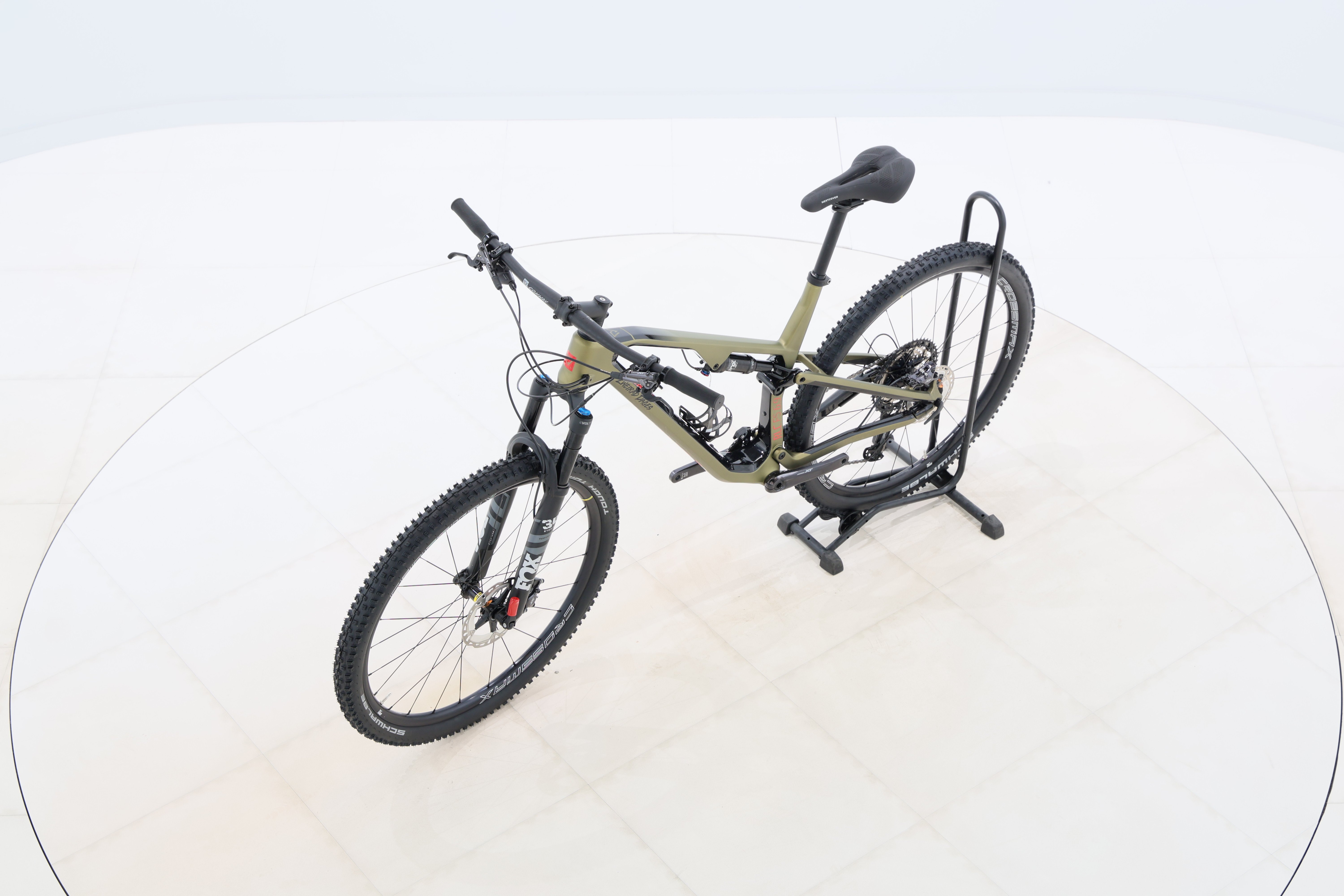 8f043022-7634-4421-81e7-9b957ba08161