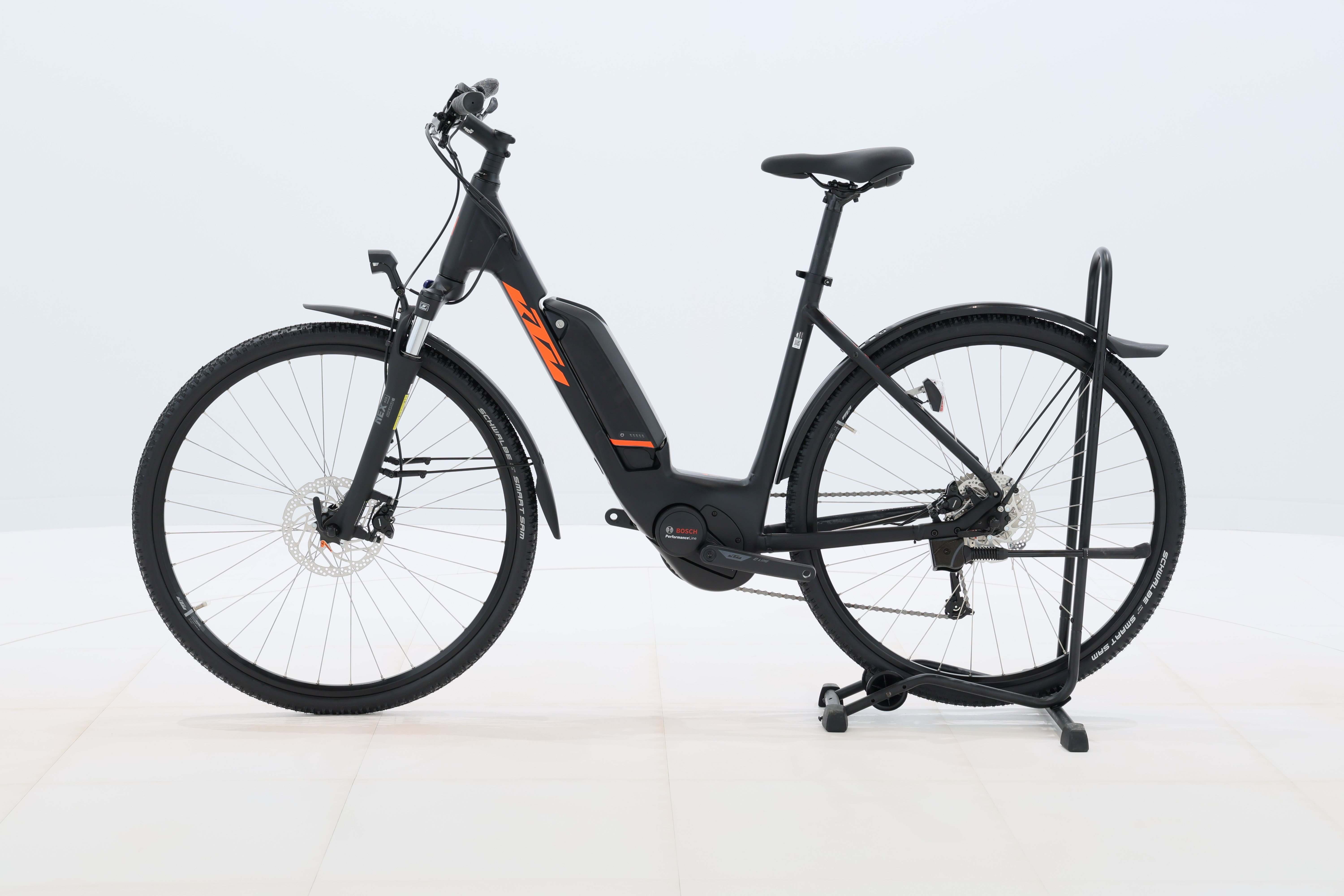 896a6e2b-1c90-4952-8566-b1dcc8f0a176