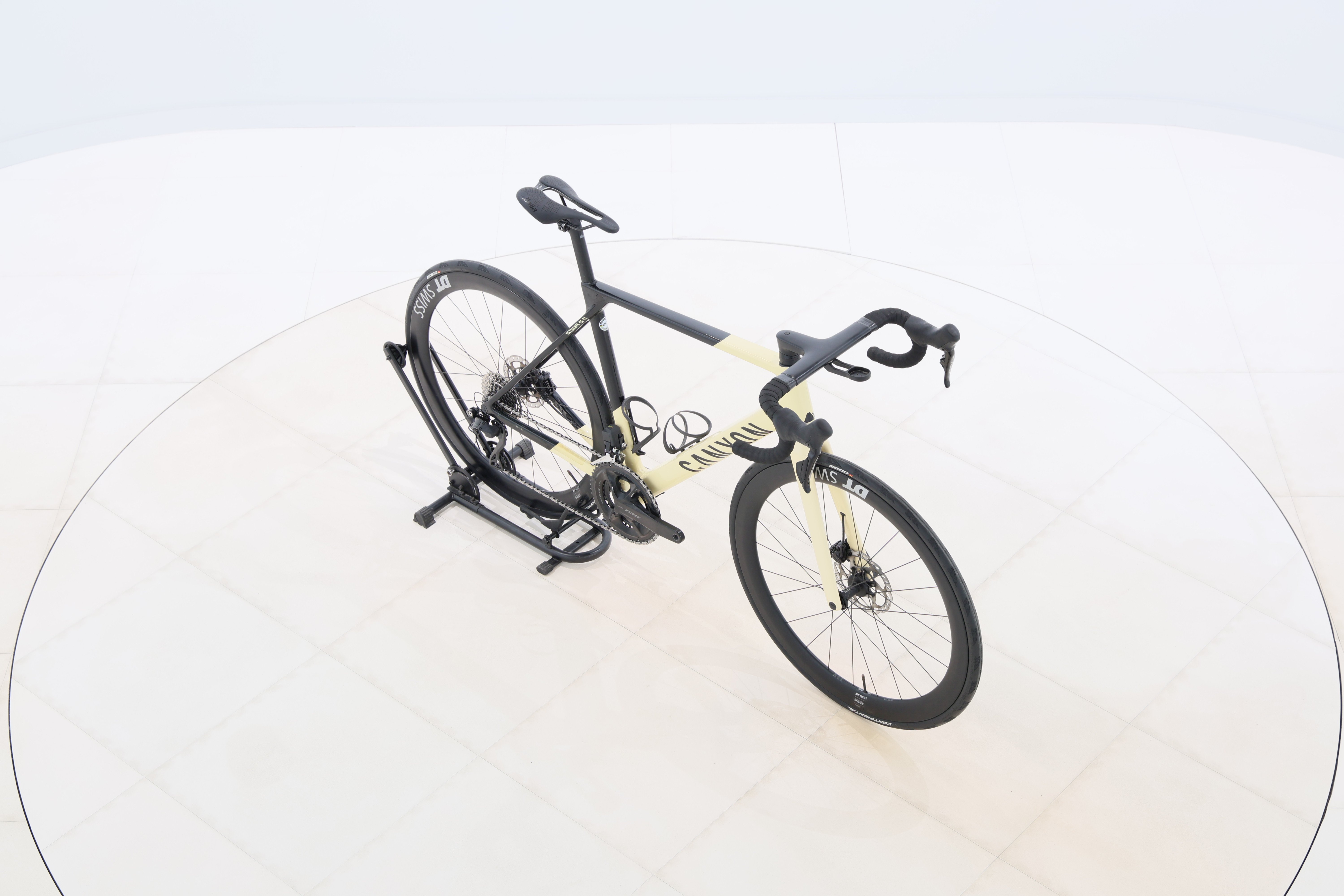 c0f44b6d-c6d4-4ef8-ac80-f145e42131b3