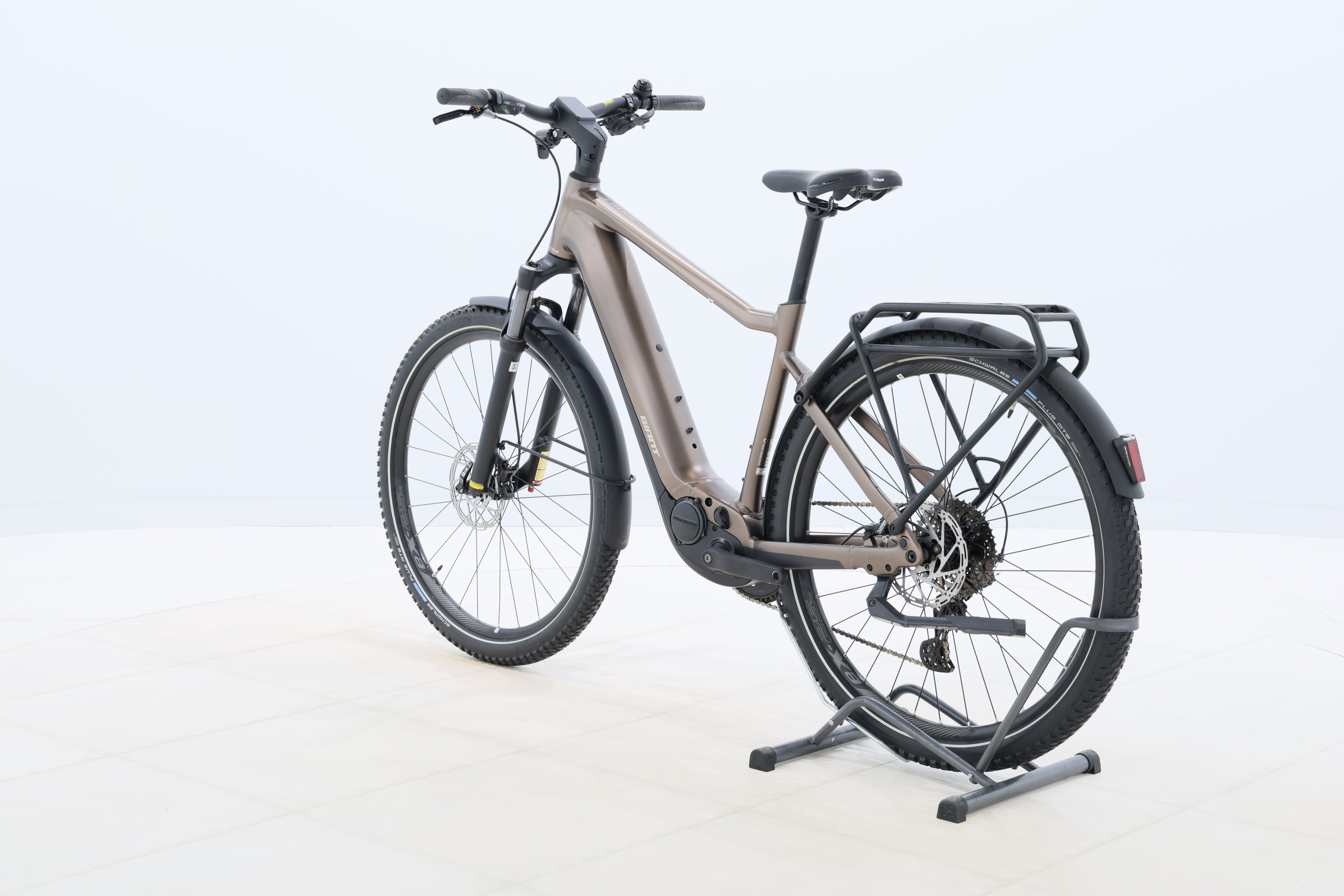 ef8f4e08-1a1b-46e7-8353-831df4f896b2