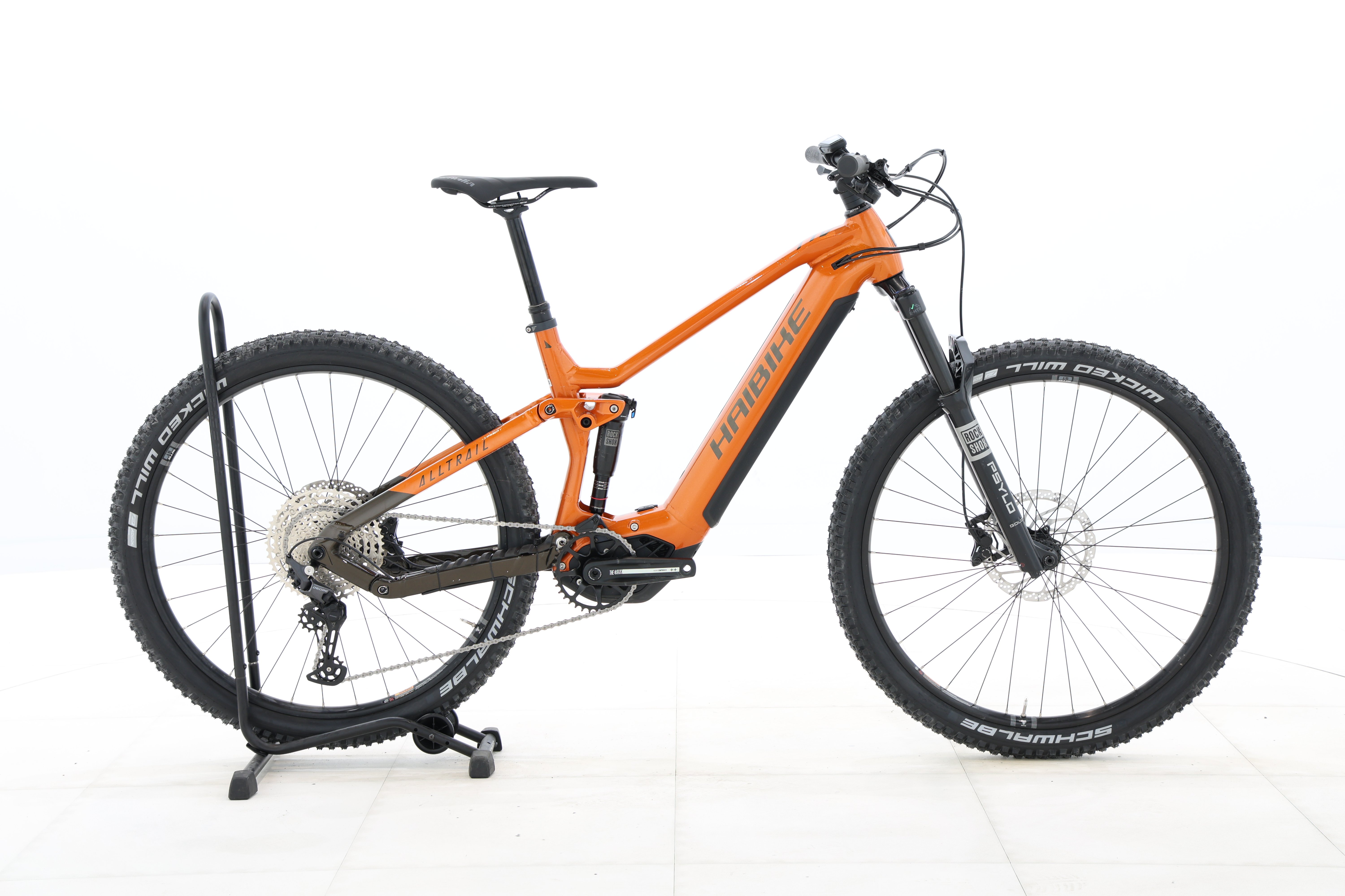 e29106c5-0108-4b13-b040-1757d680f0db