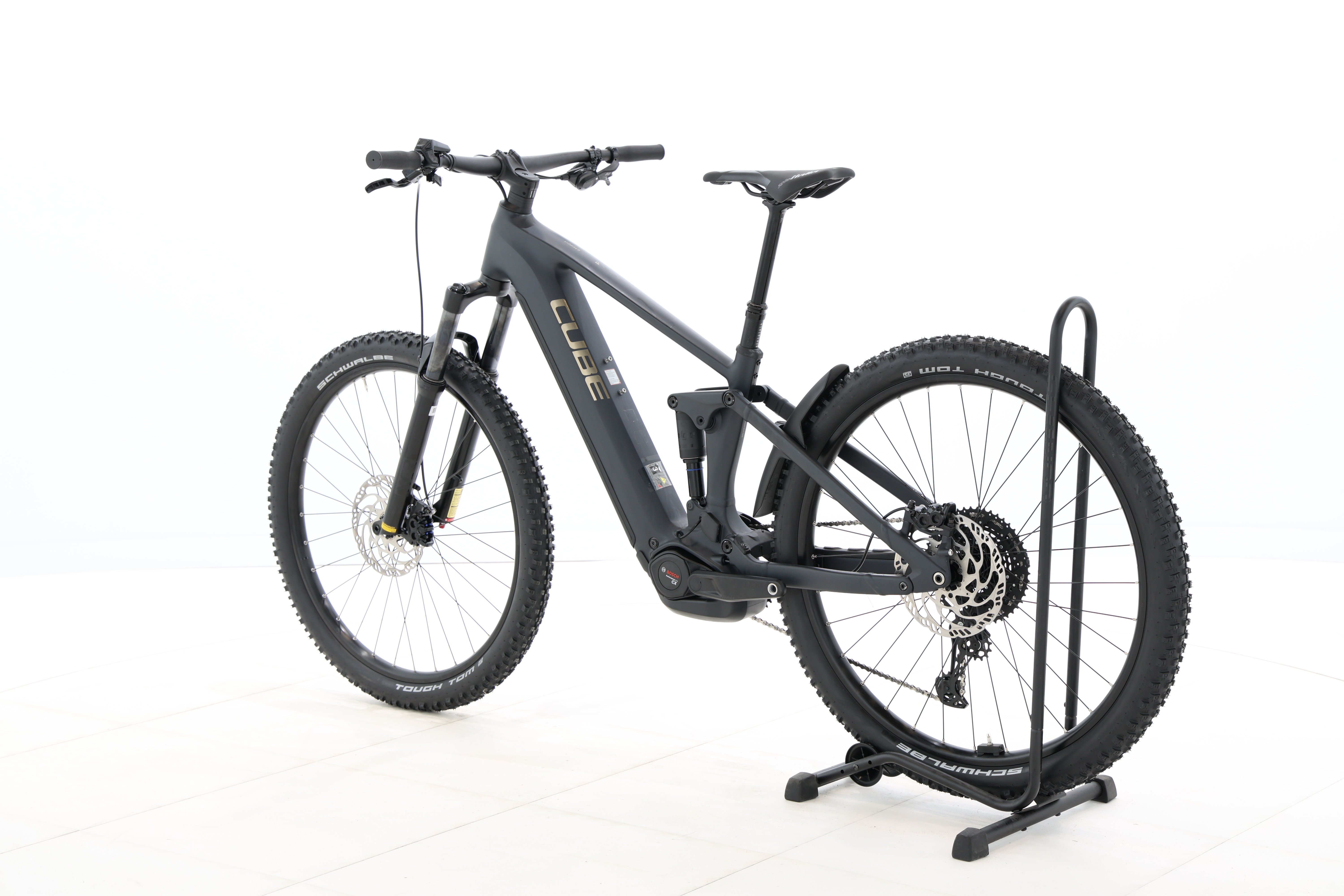 33a3f04a-2039-45b5-a008-13668f39e293