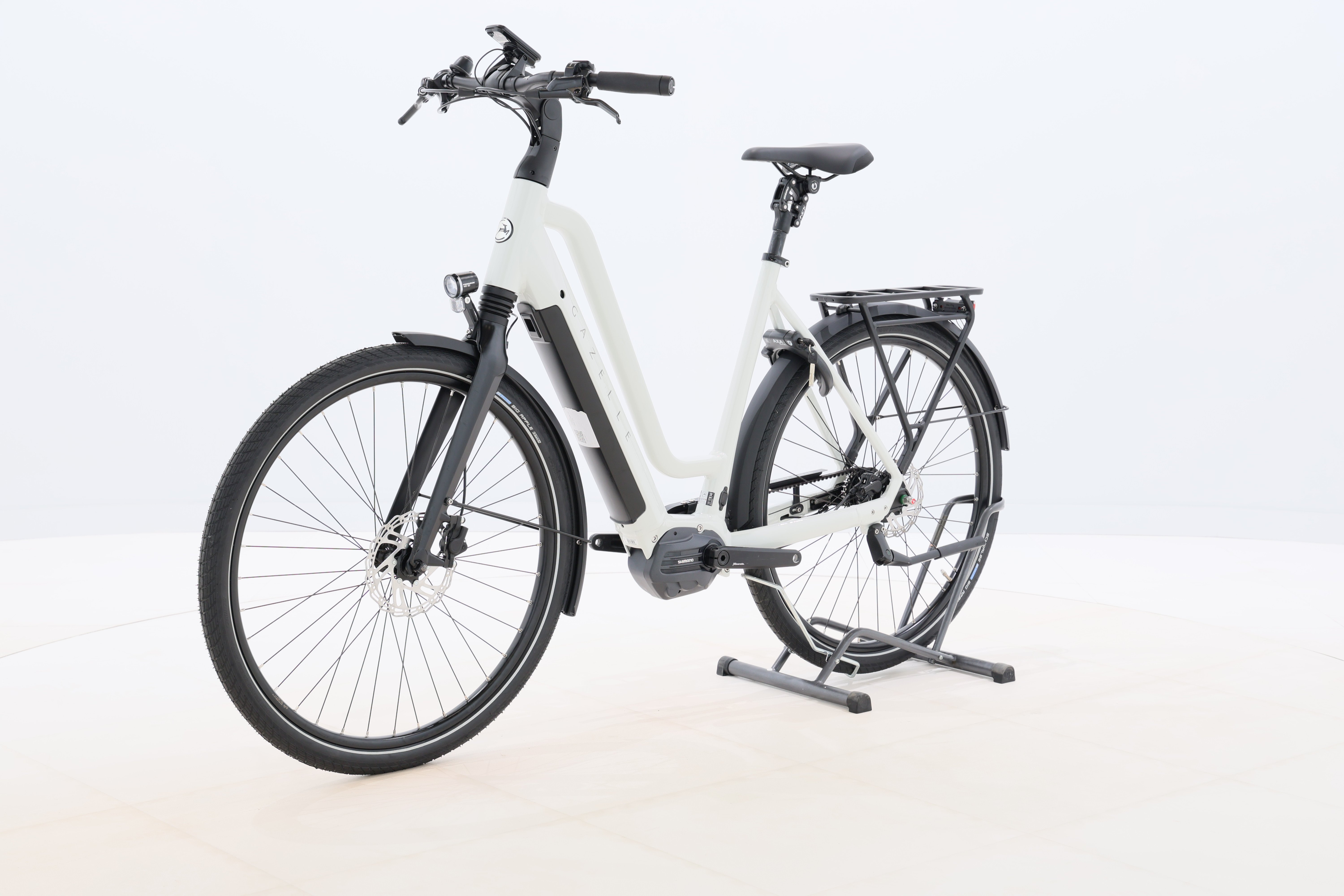 c6d6a0ca-59b1-4c7d-b854-6da3573cd1ba