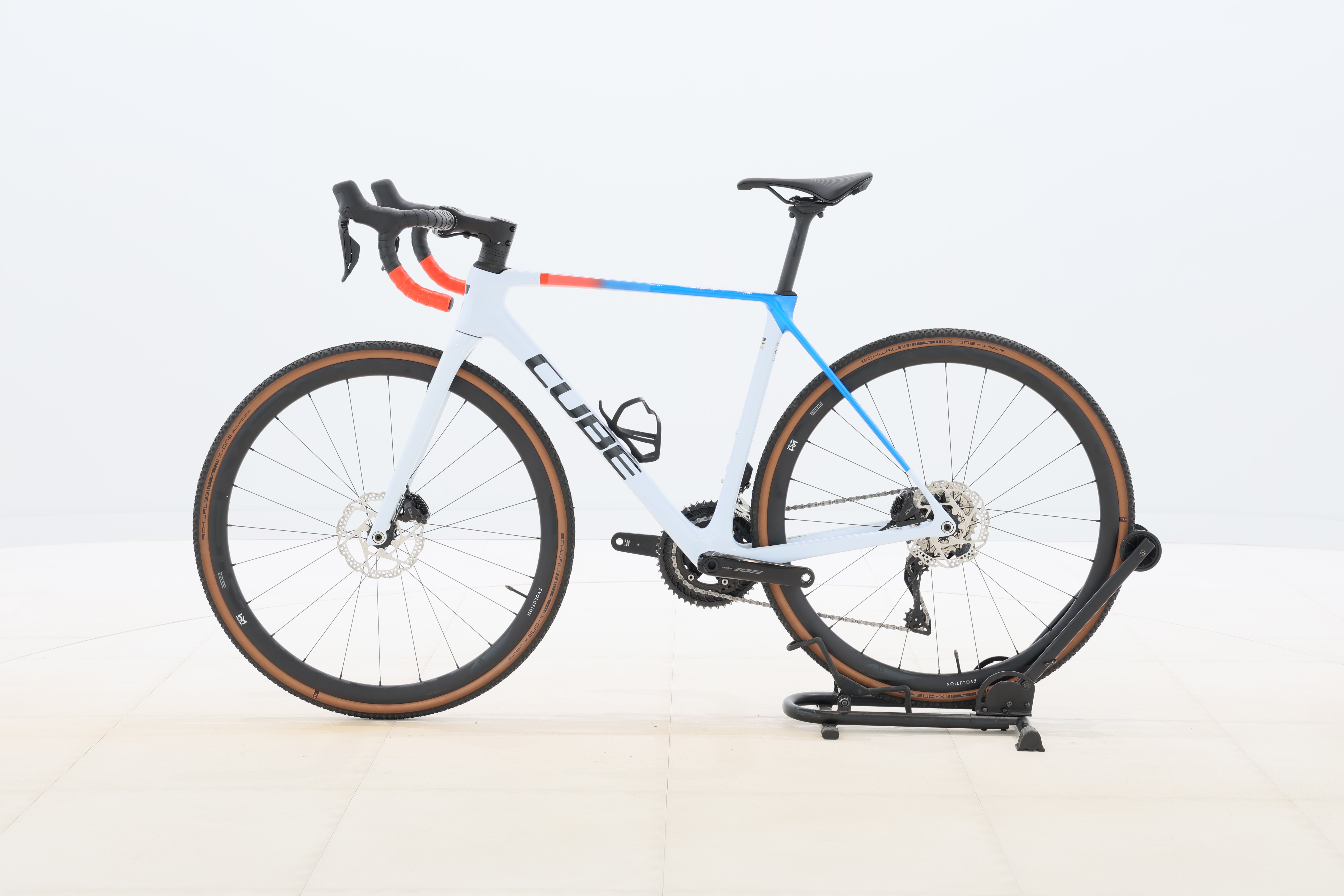 42127258-a965-4f83-a0ef-b3cd9042515f