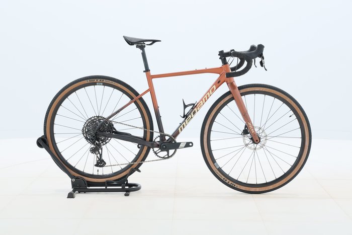 Megamo JAKAR 20 2025