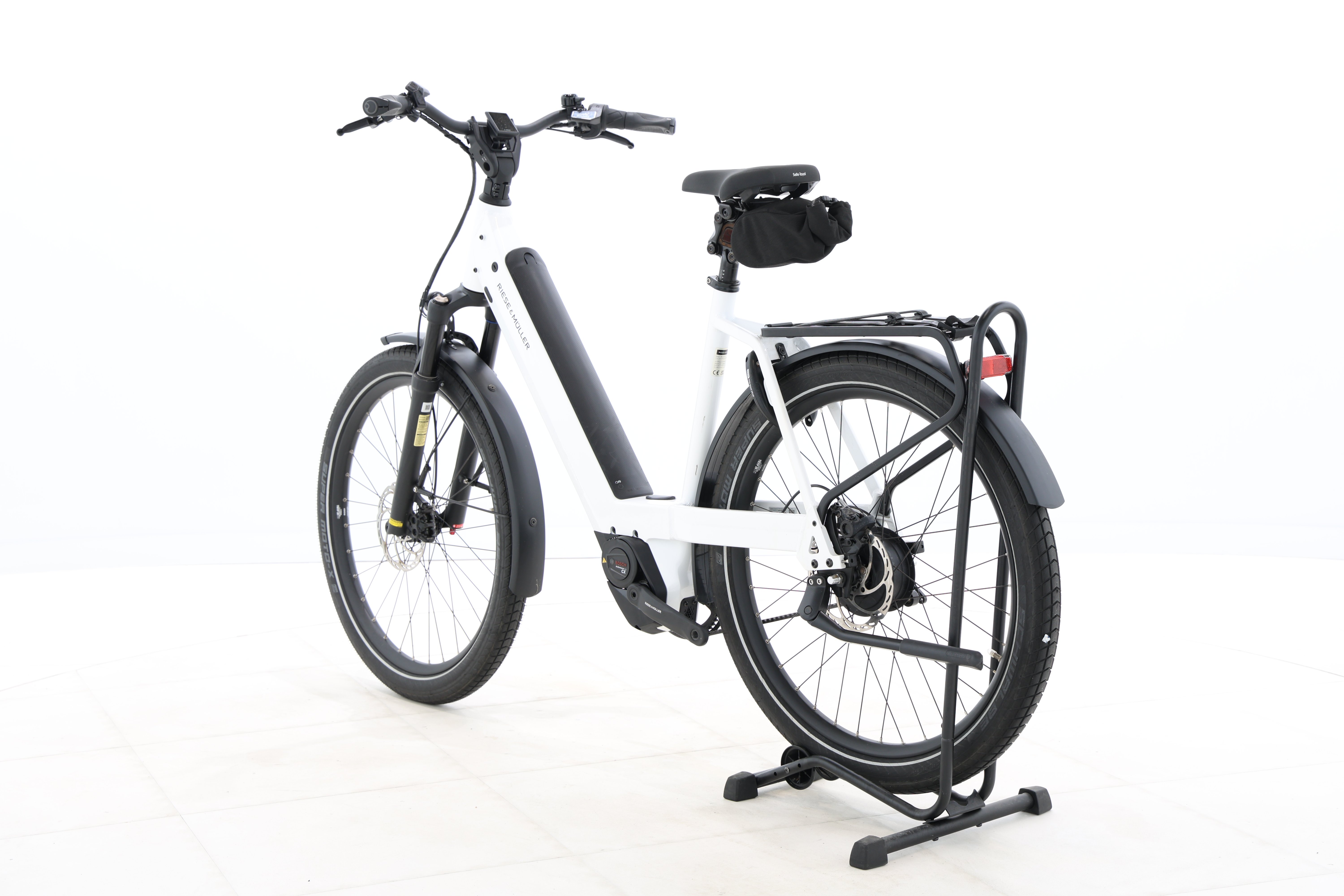 8a7c78ea-3b52-4321-84a5-d46e547f17cb