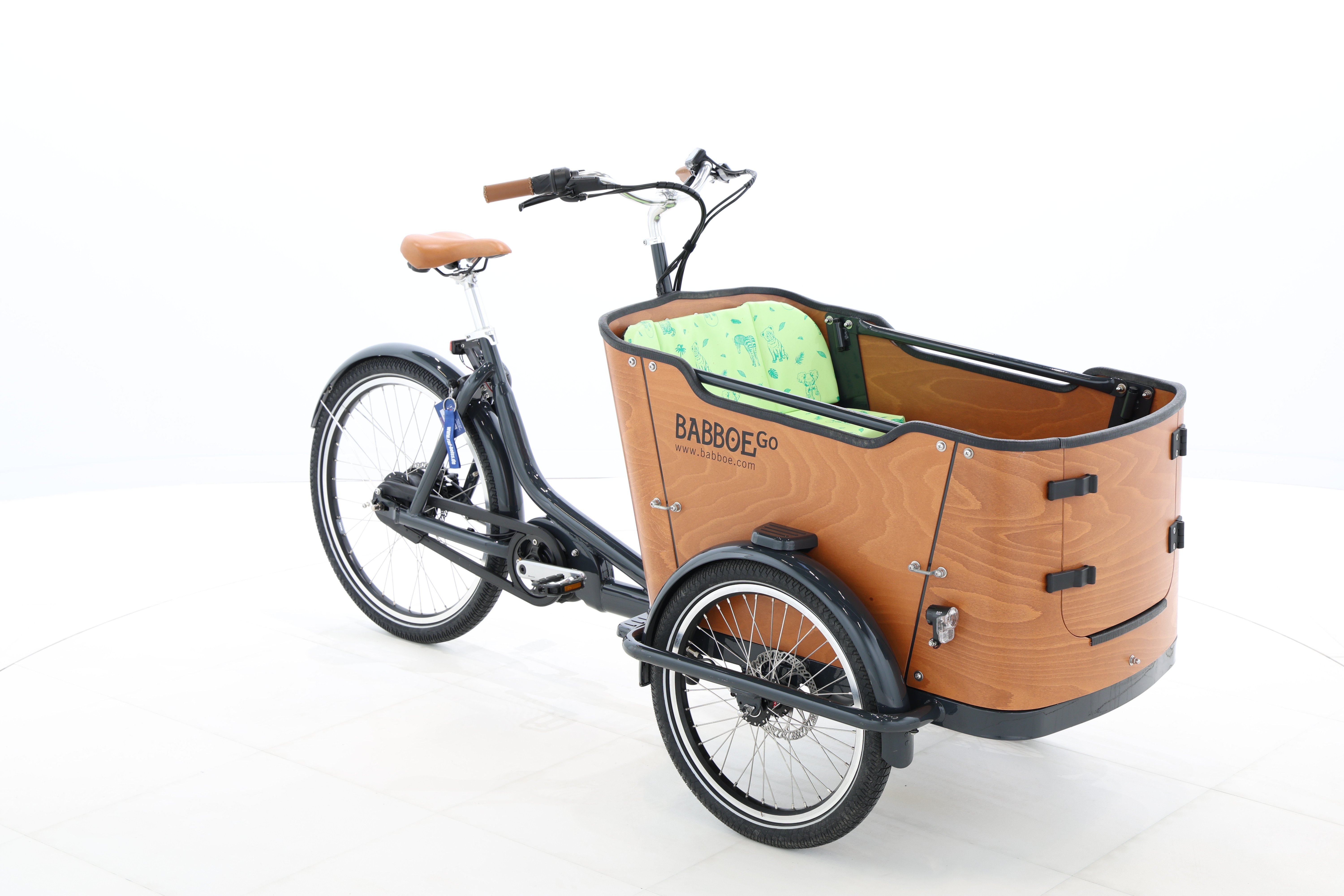 18de7fbb-e637-4871-b717-9bed1b8ab778