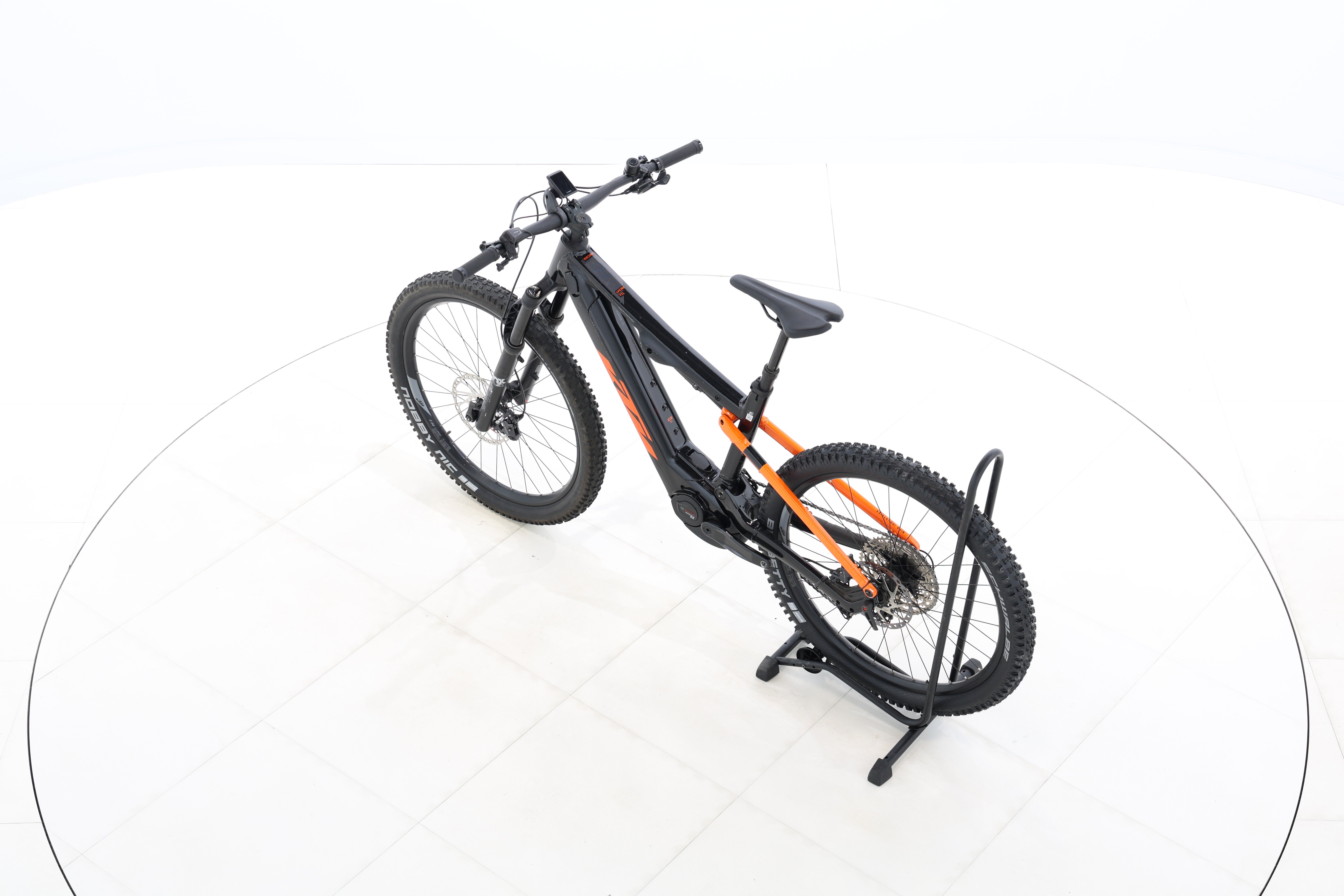 3fdcbb58-286f-4c63-9287-d9b58cfbd877