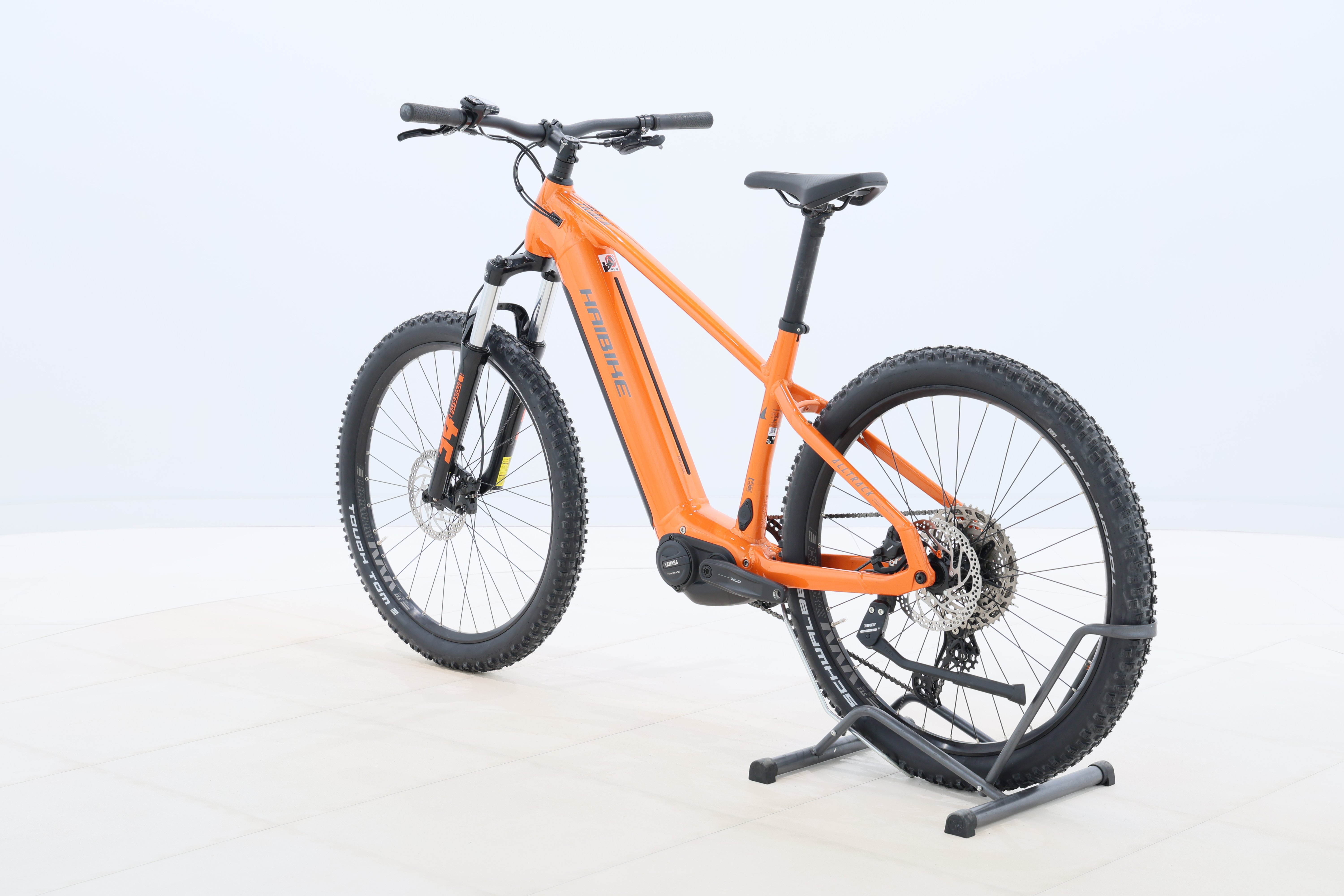 3df17469-677a-41d7-b850-6577bde5bff2