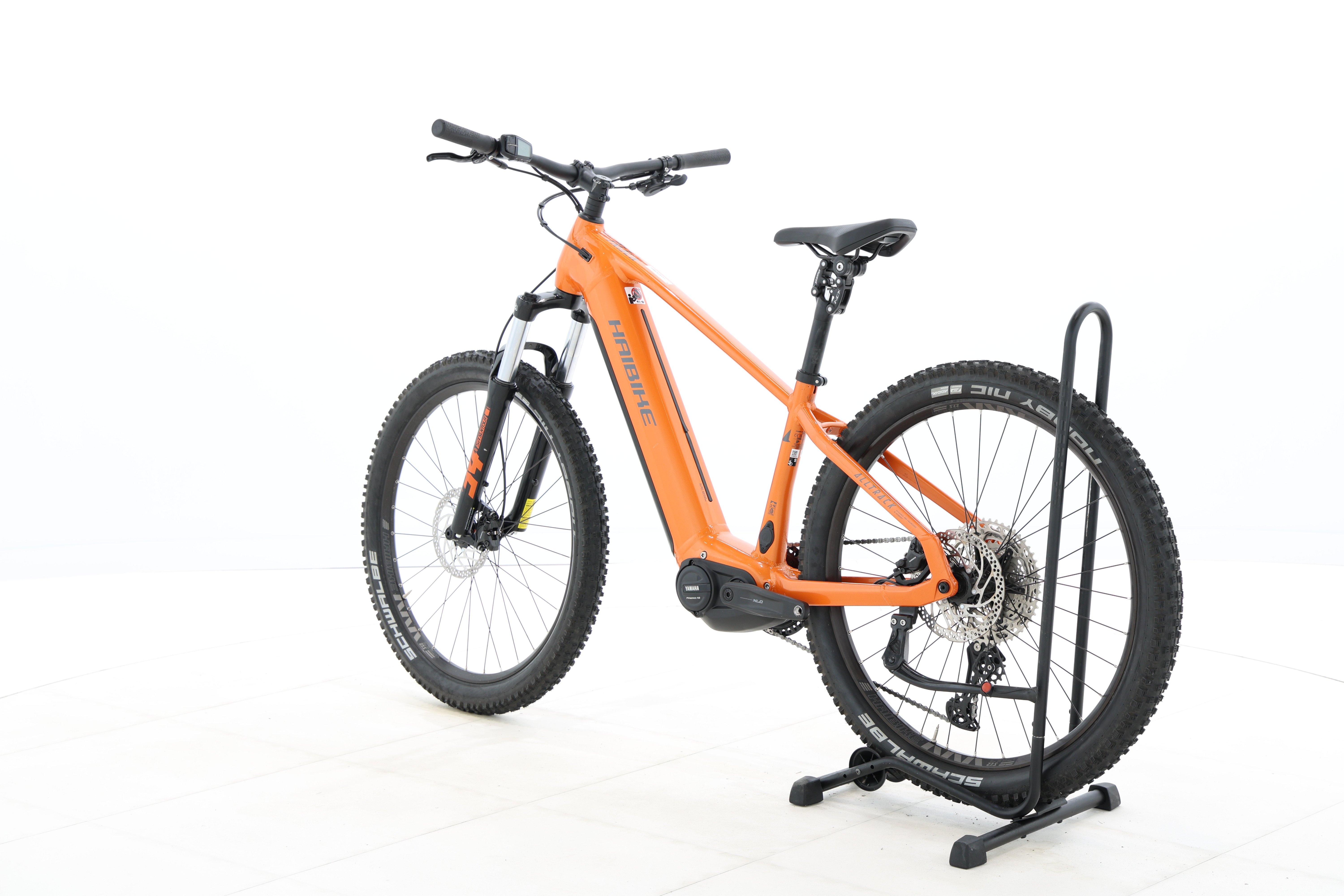 4651a71c-8662-40c5-b687-769f660d3780