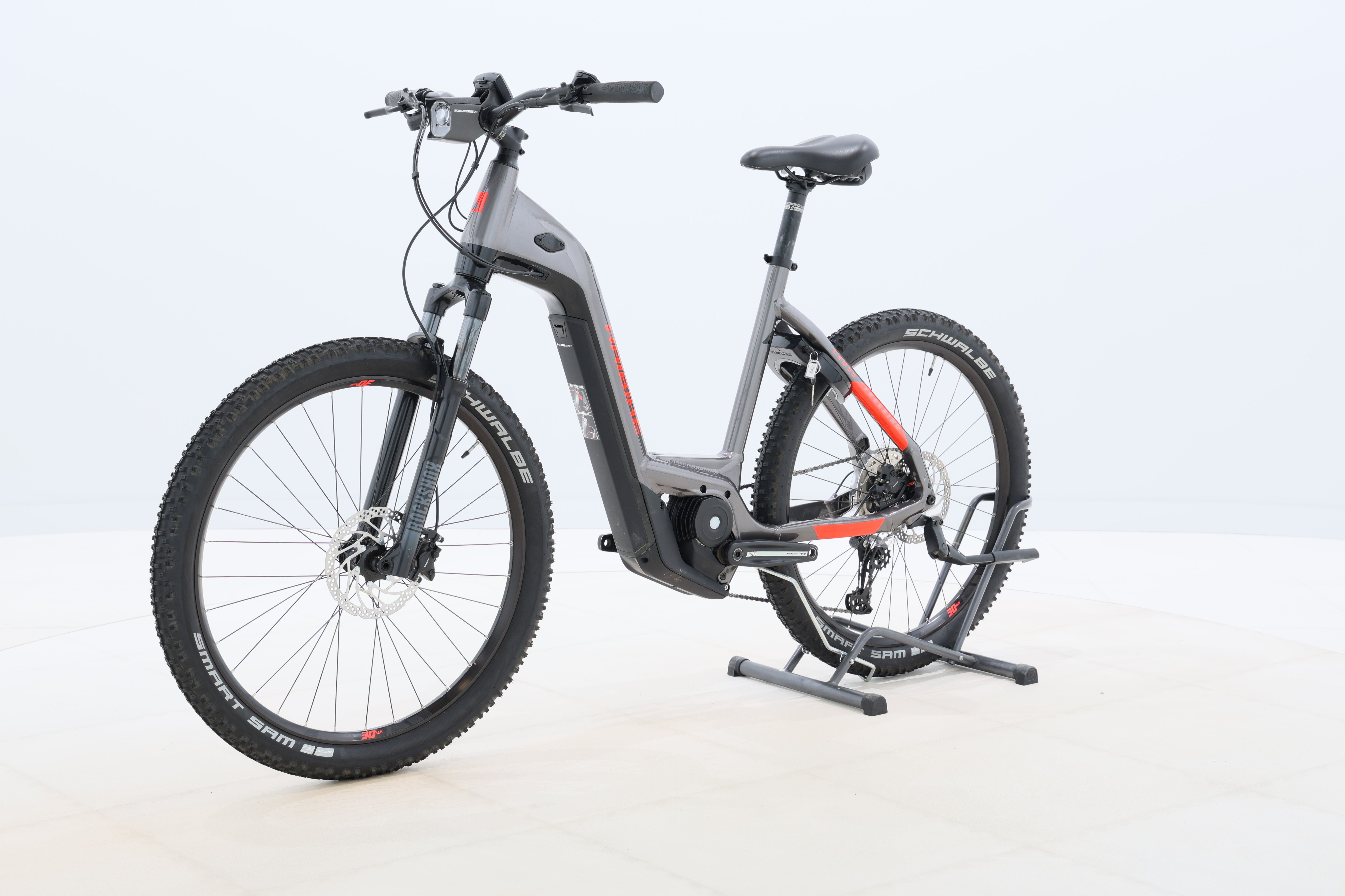 1c3985db-a3ec-4954-b327-8b30a017363d