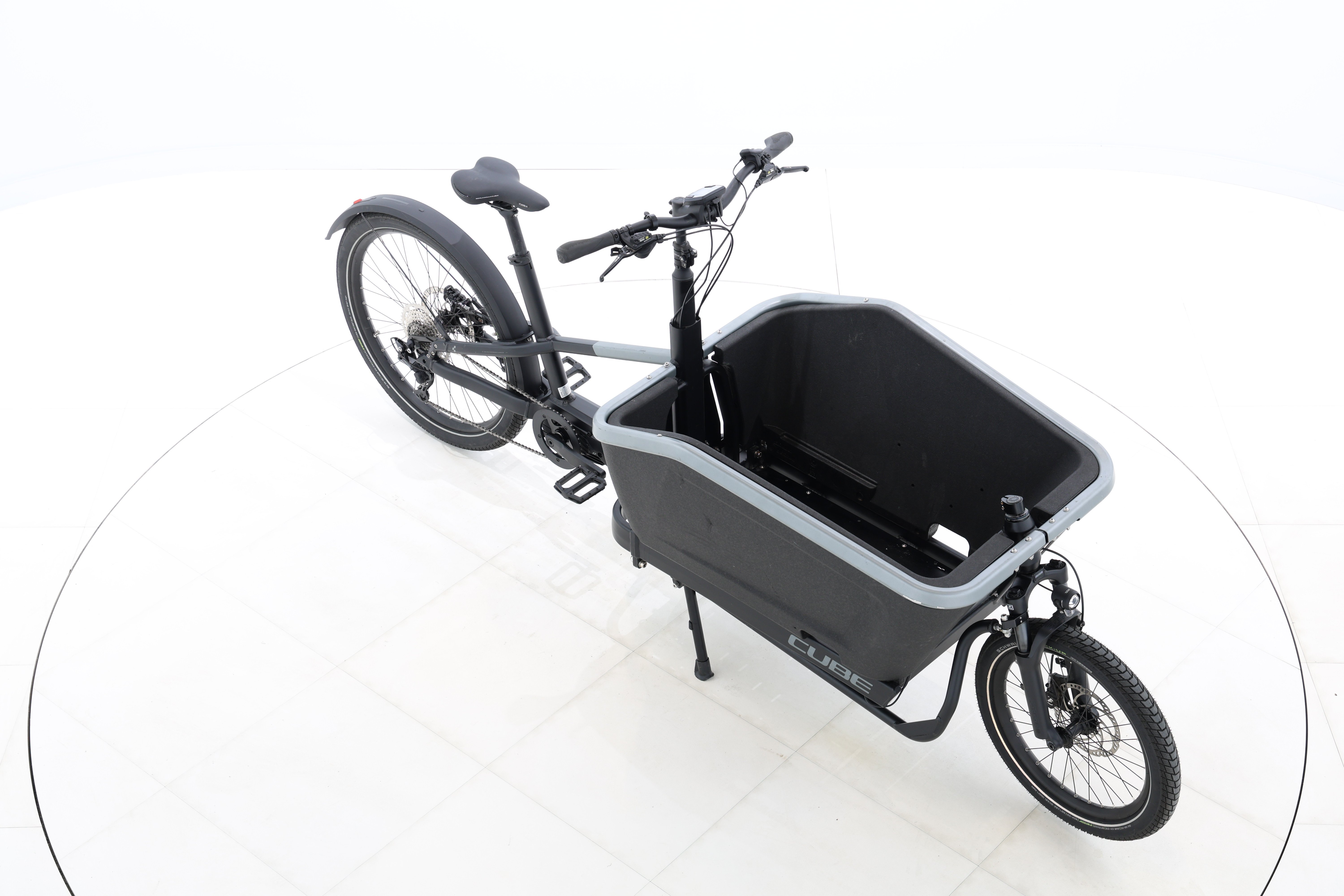 f4f415cd-5c11-432d-8d4d-43bec1ebb05b