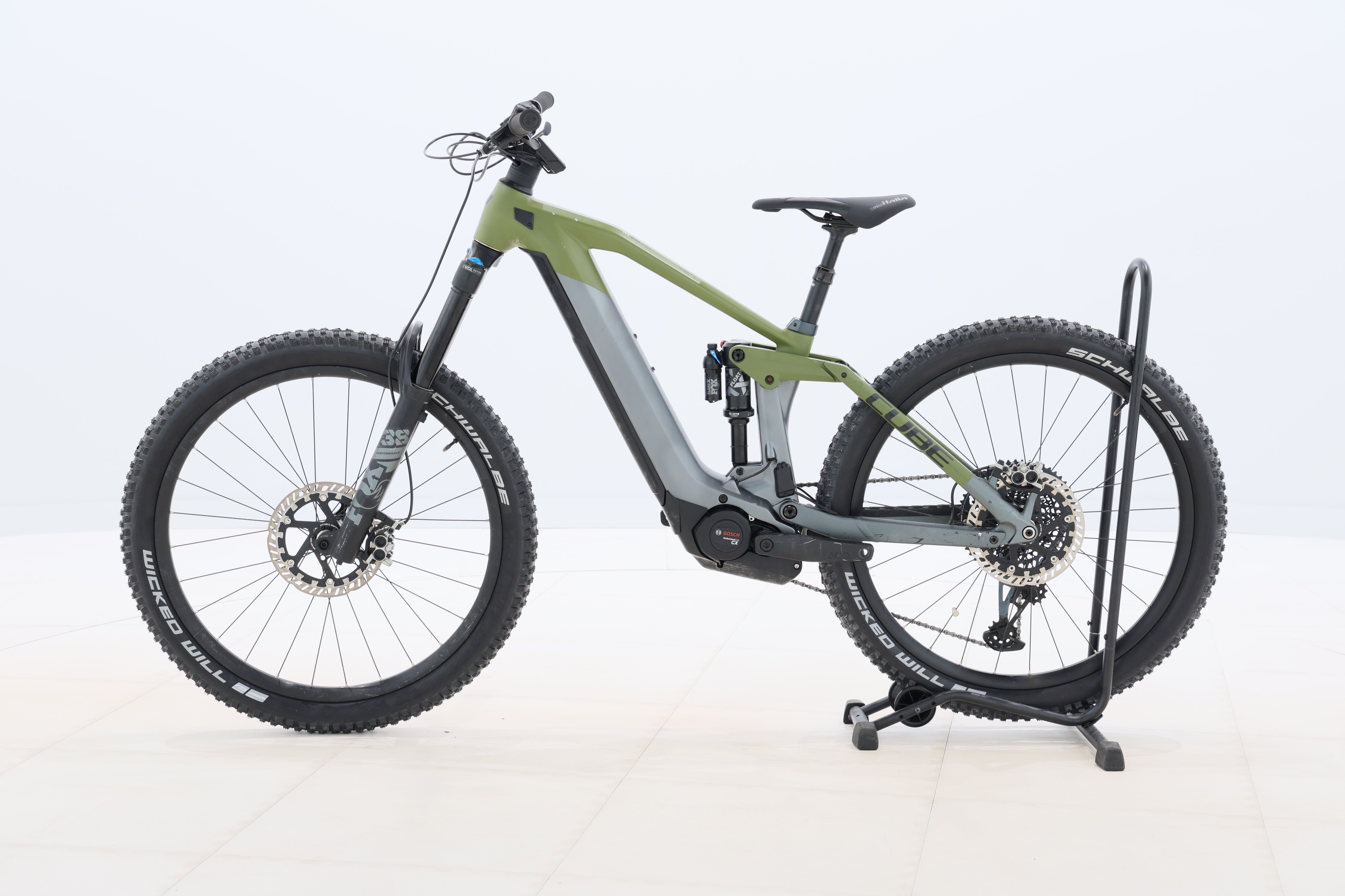 de36f5d9-93ff-4d17-8522-b3faece84195