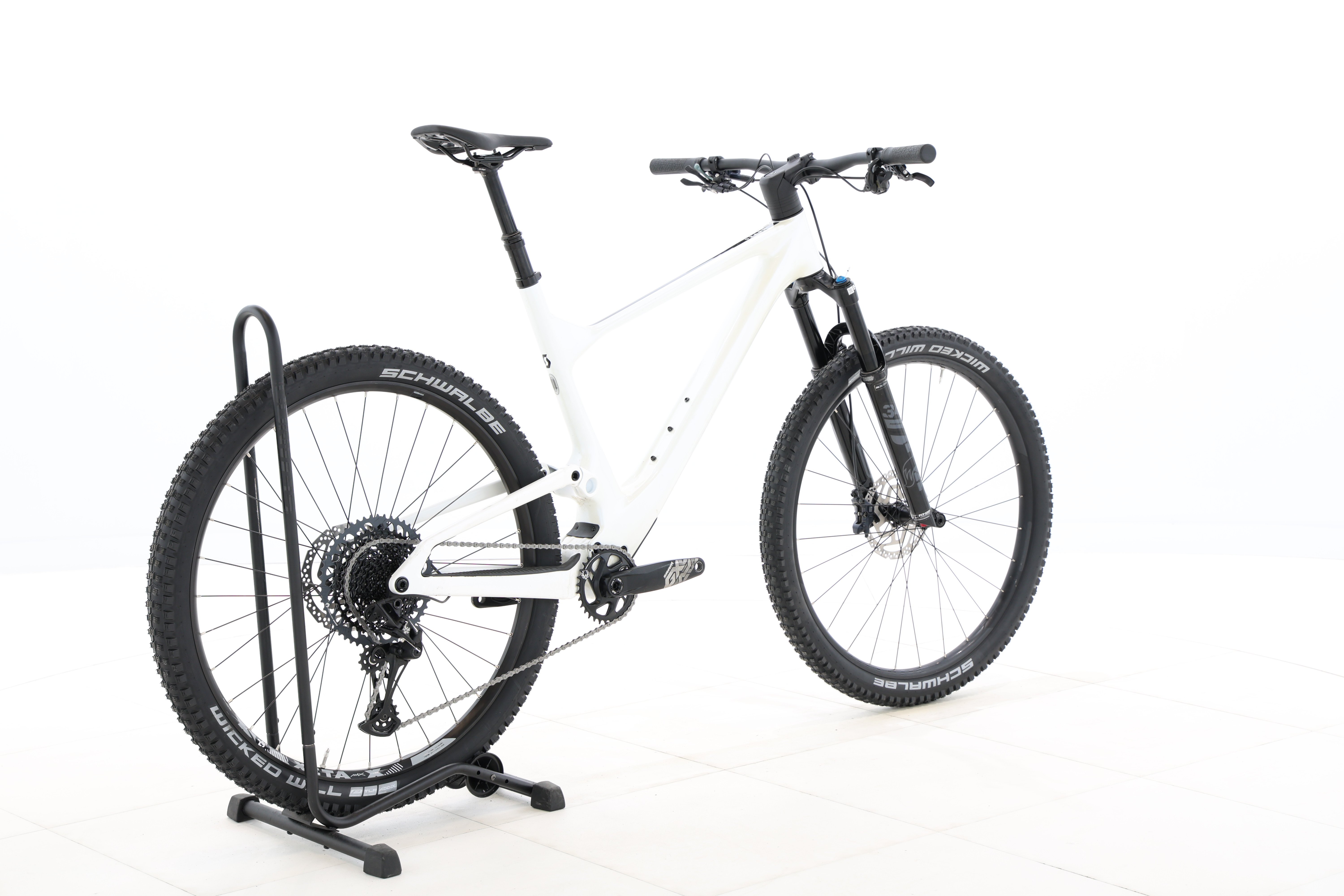 a3bcdefa-7d93-463a-a3b8-5b76d6c471b6