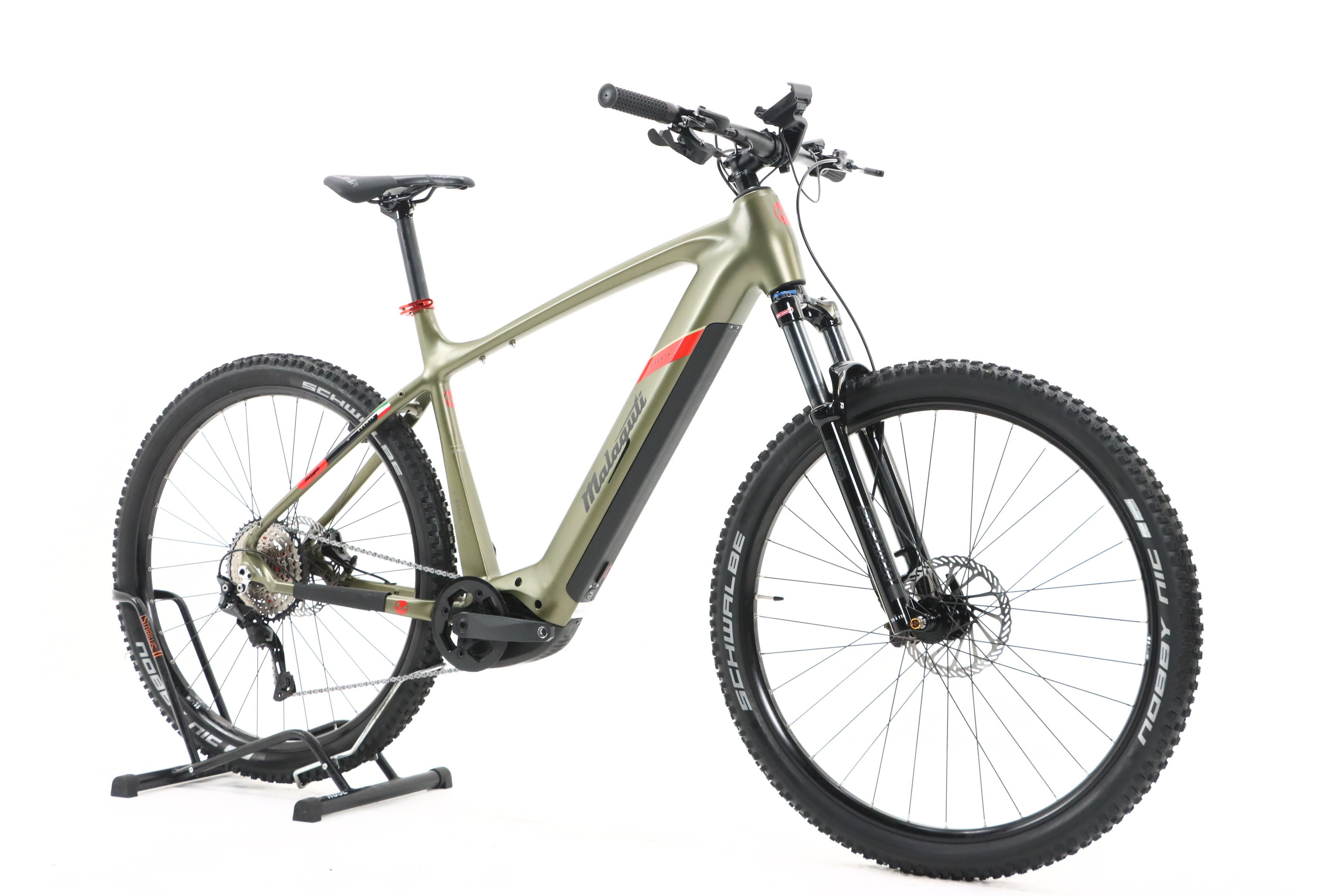 03b093e5-89fa-4208-8cfb-c4f581965e6f