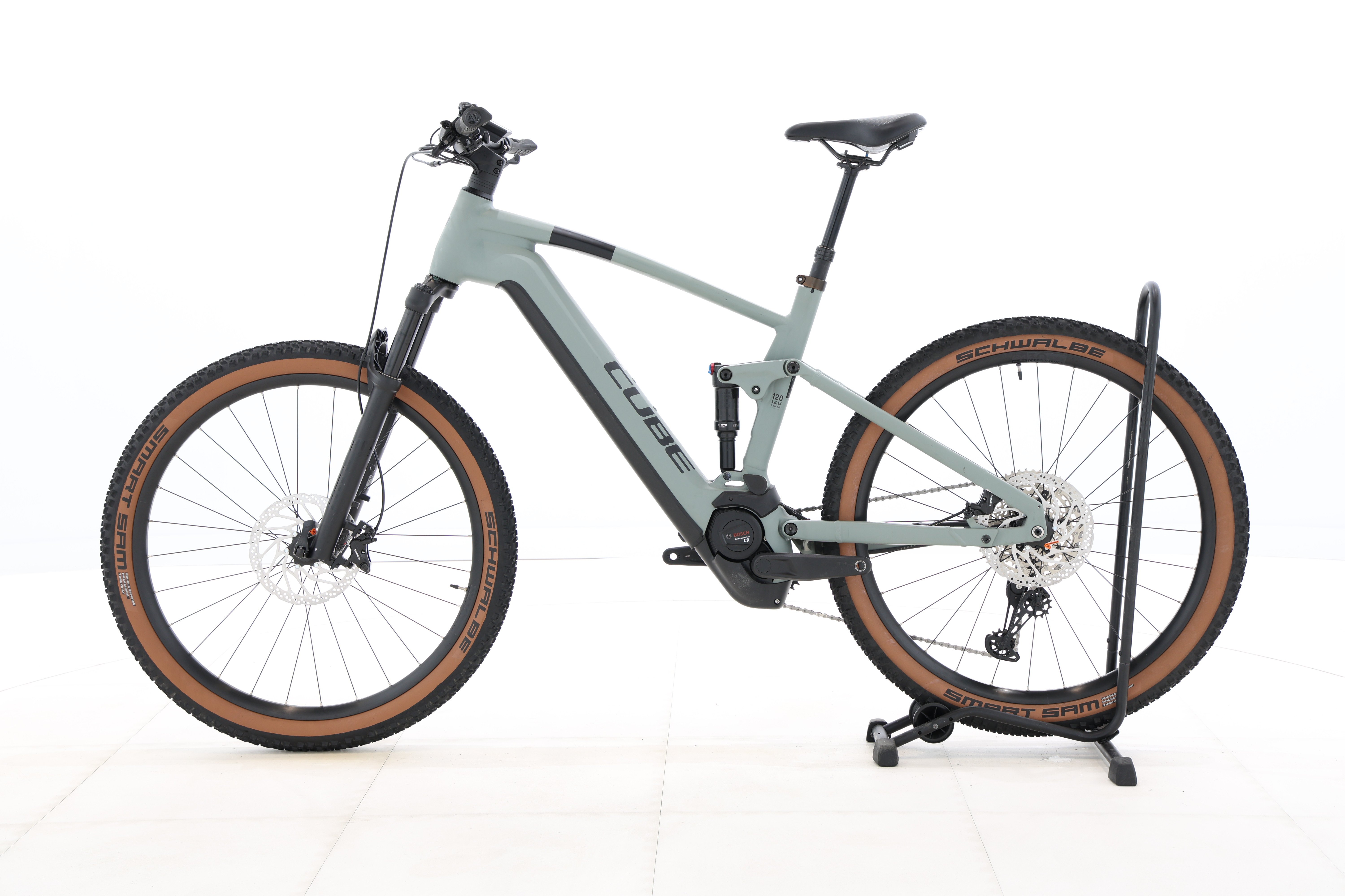 094e1546-f06c-442d-9c77-b5d094dccd91