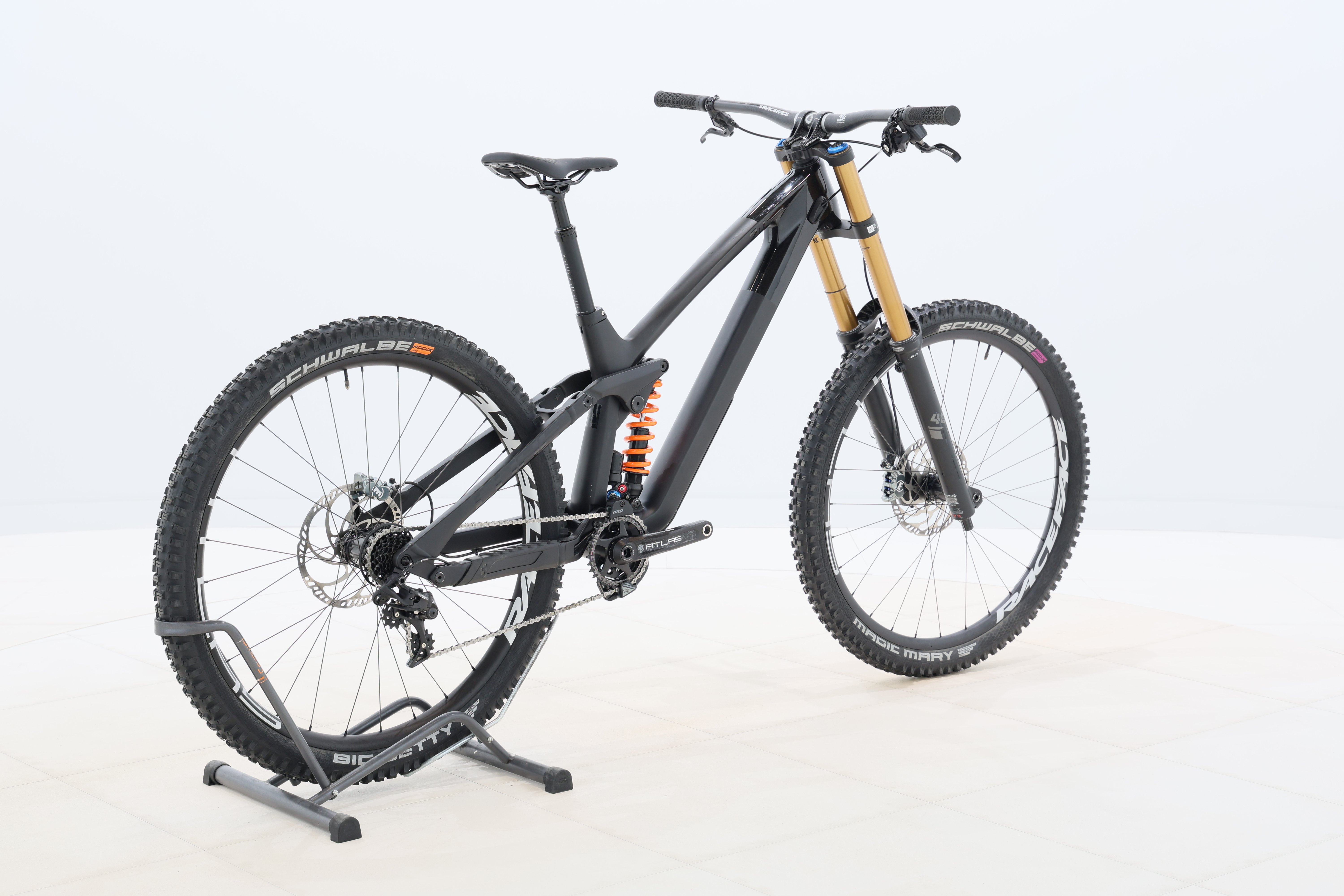 4b0b5600-2c35-4f59-98b4-2201cedbfc06