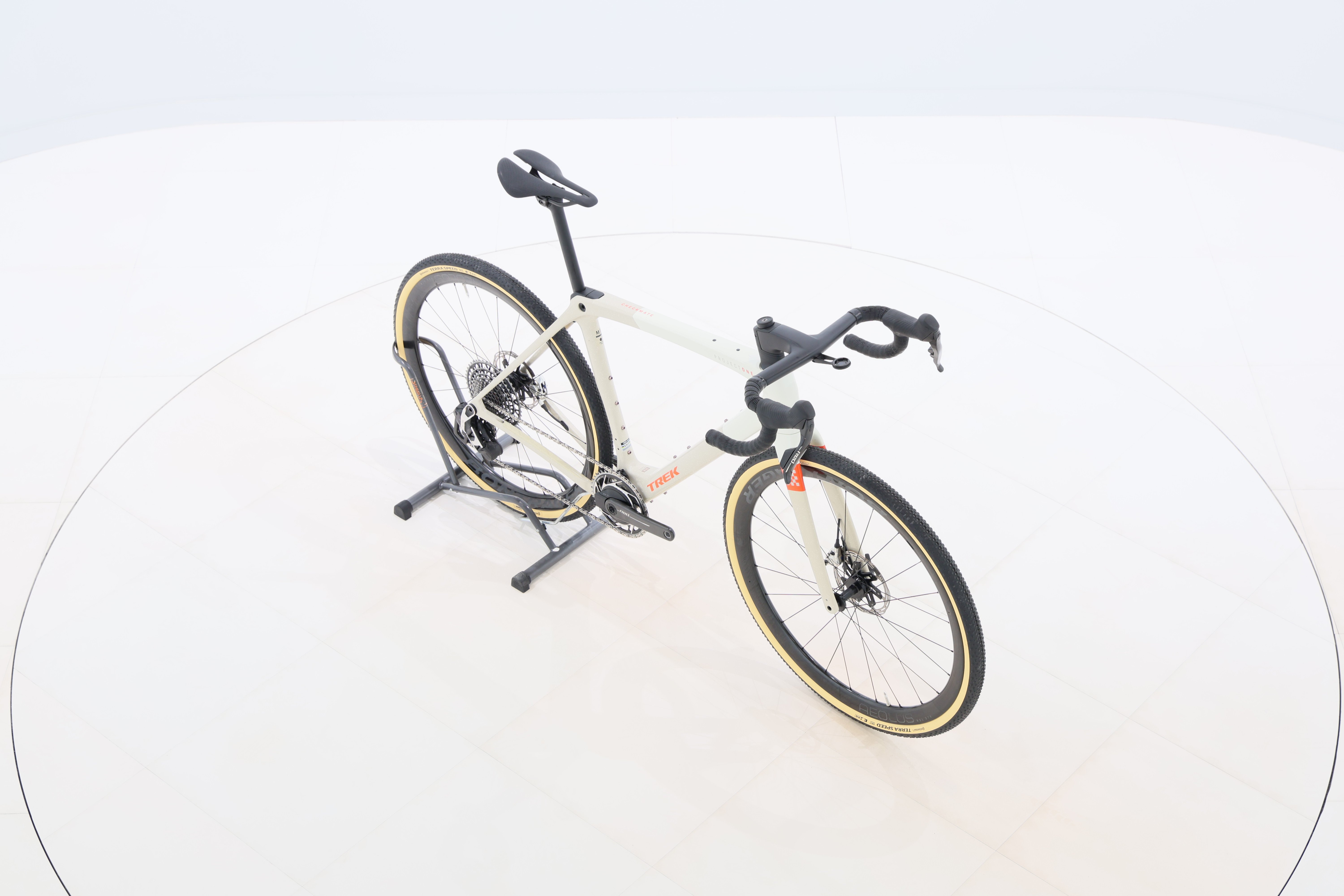 881fa3c1-7176-4826-9aaf-a21af2ea22f5