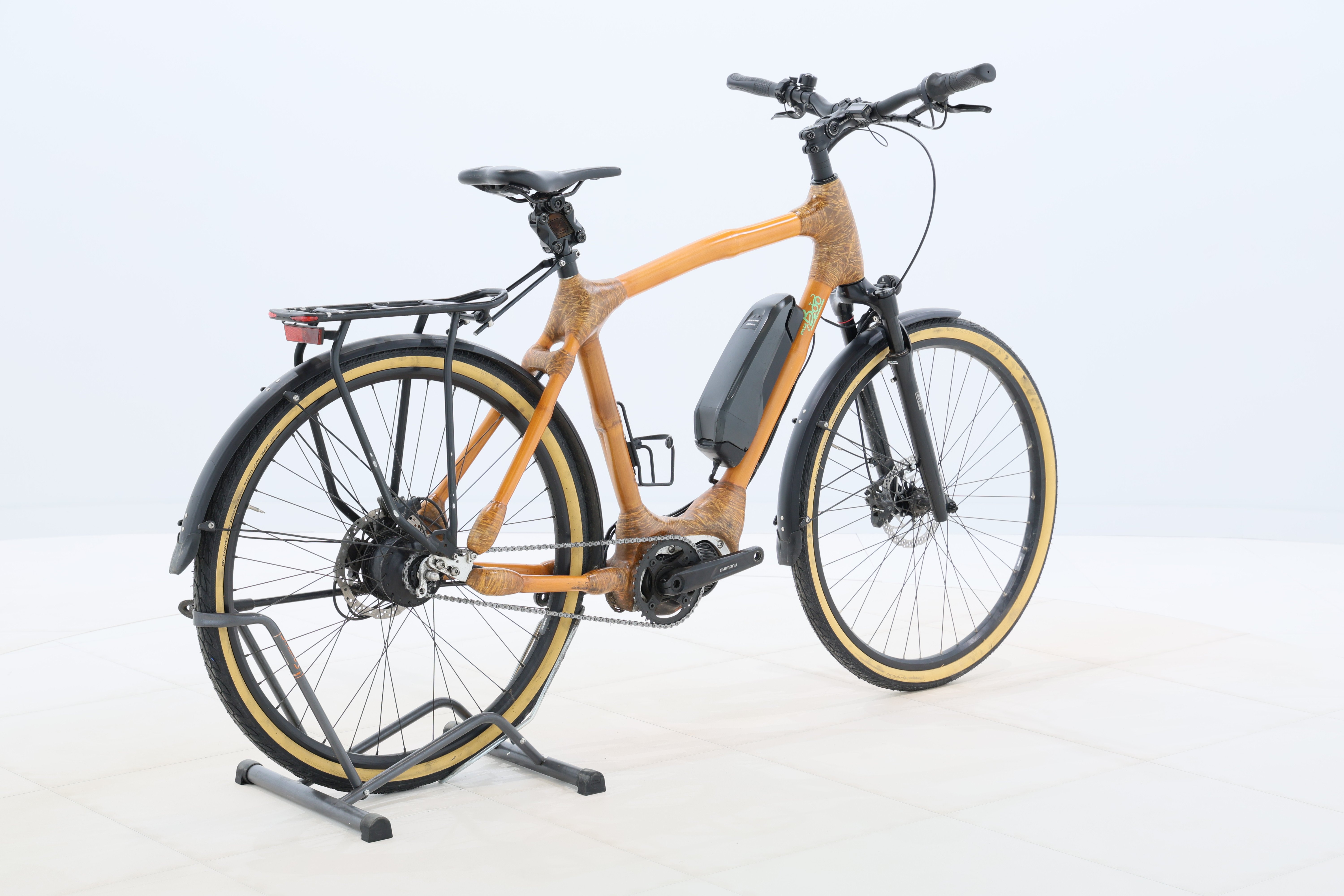 81c6fb62-d097-421f-afd6-d07427399784