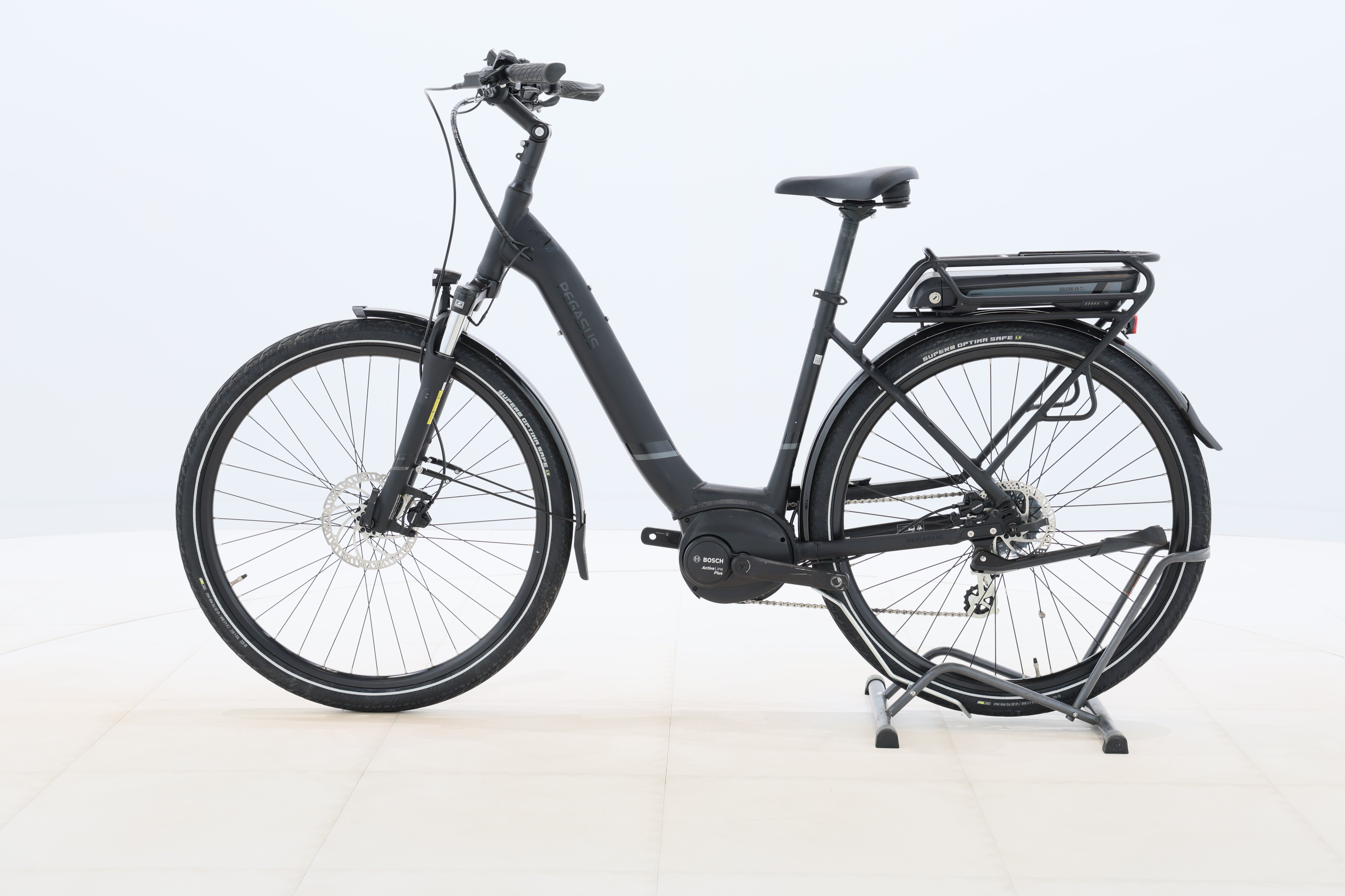 acc0b498-afea-4692-8345-bf9a1d8bdd71