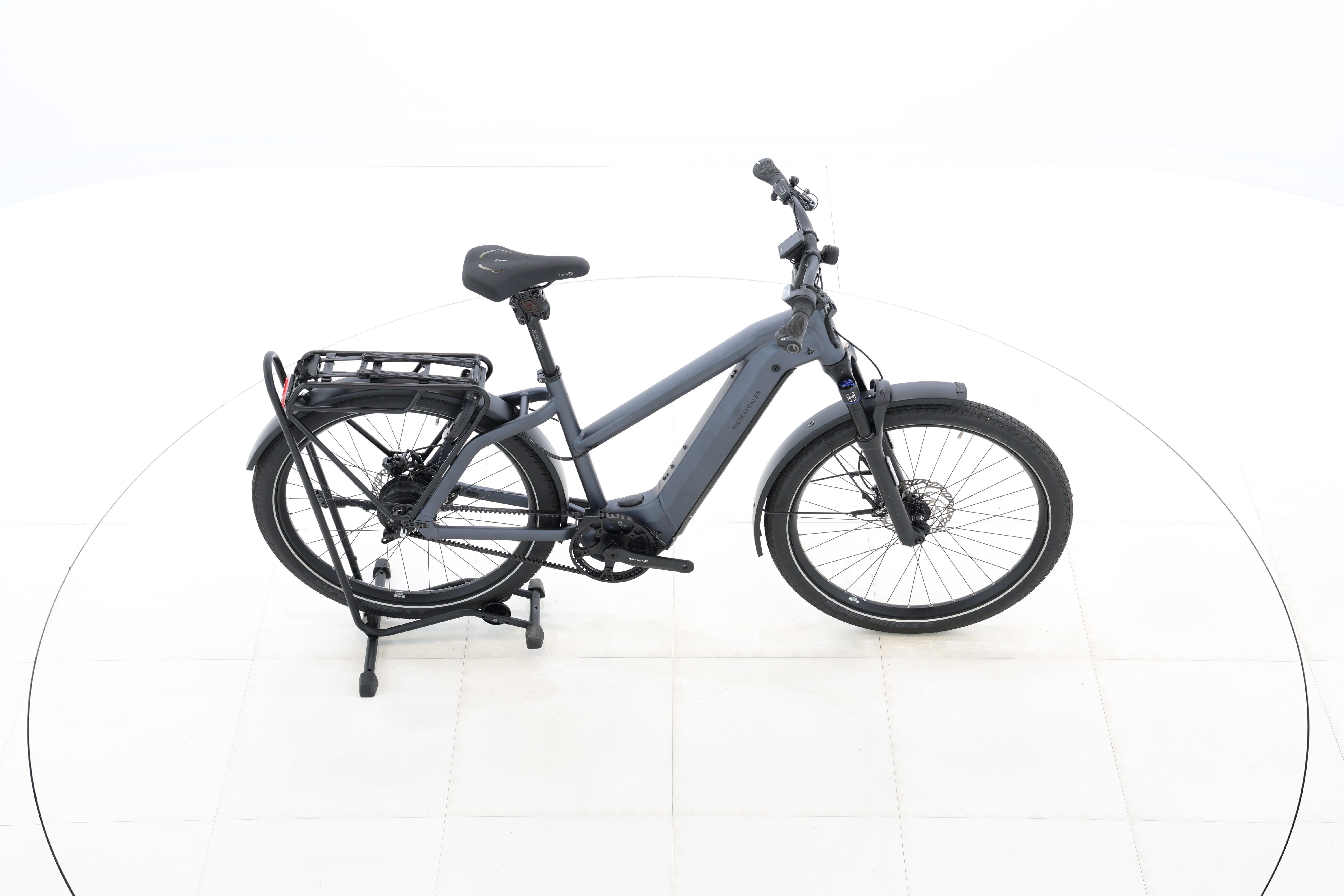 88e8d733-3f42-4026-9a5f-c7de295cbd98