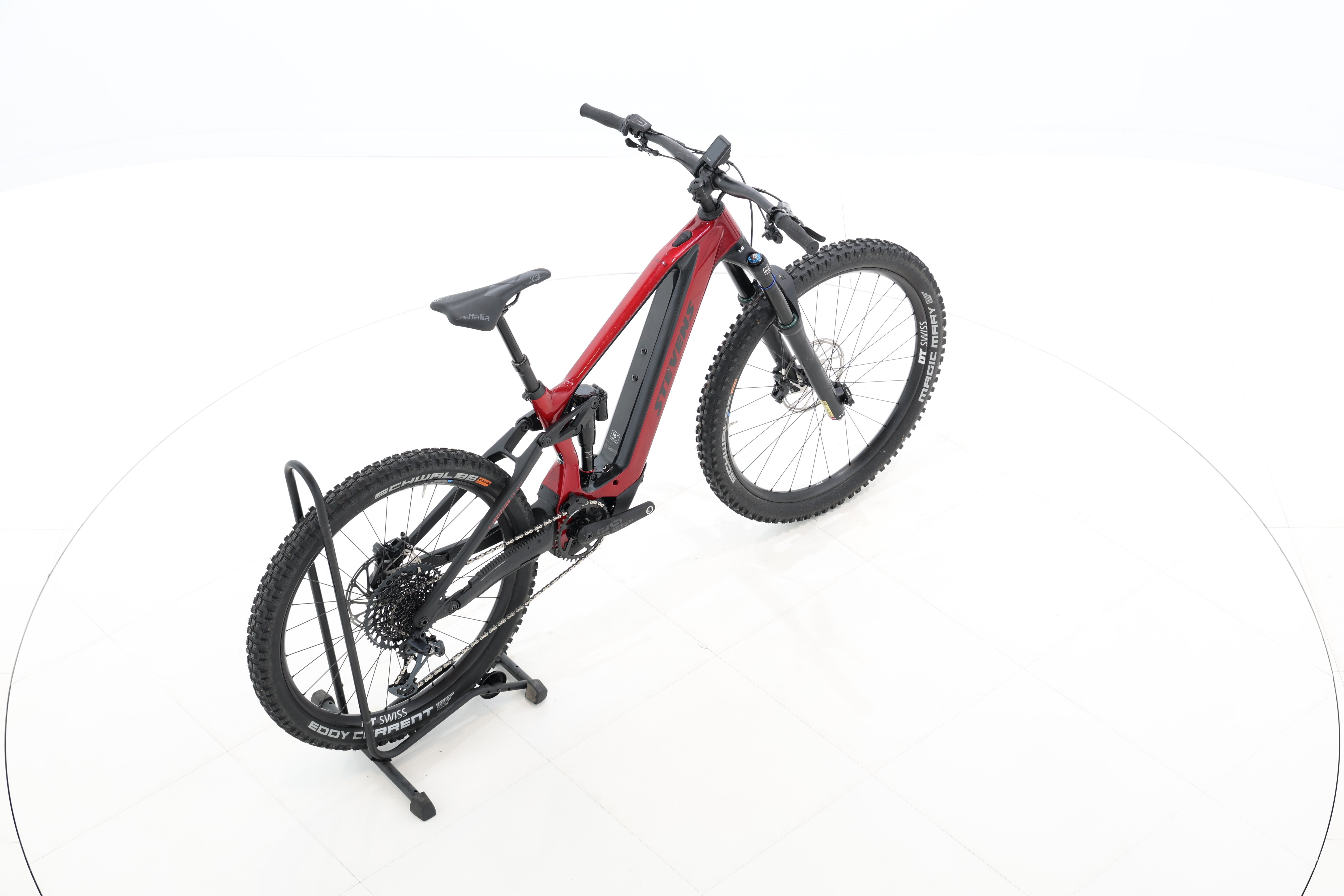 e76d3b00-e491-4fb6-a2b0-0cc100f16483