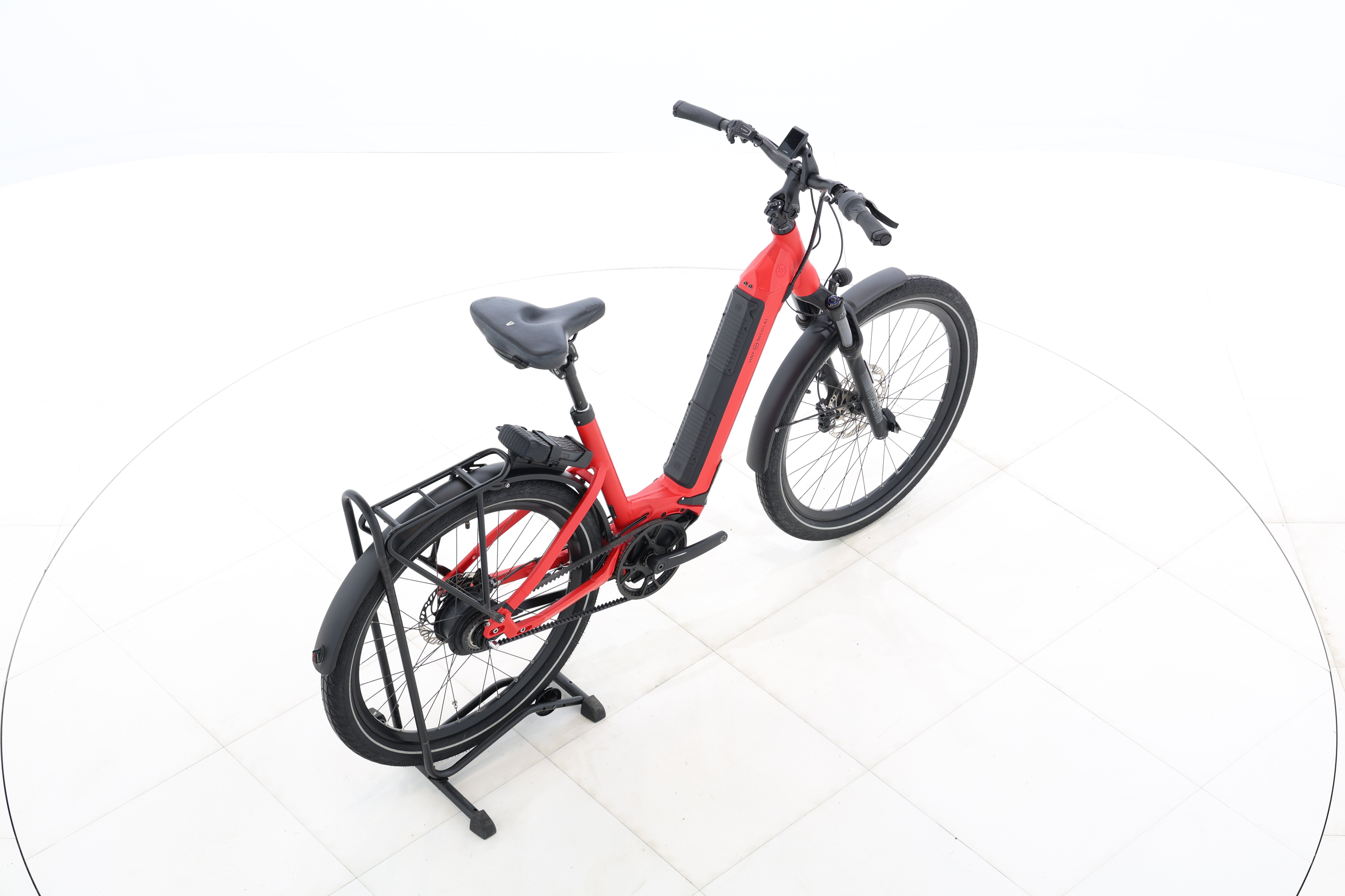 e8926e2d-be4c-4f84-8ace-8705ec47fbd3