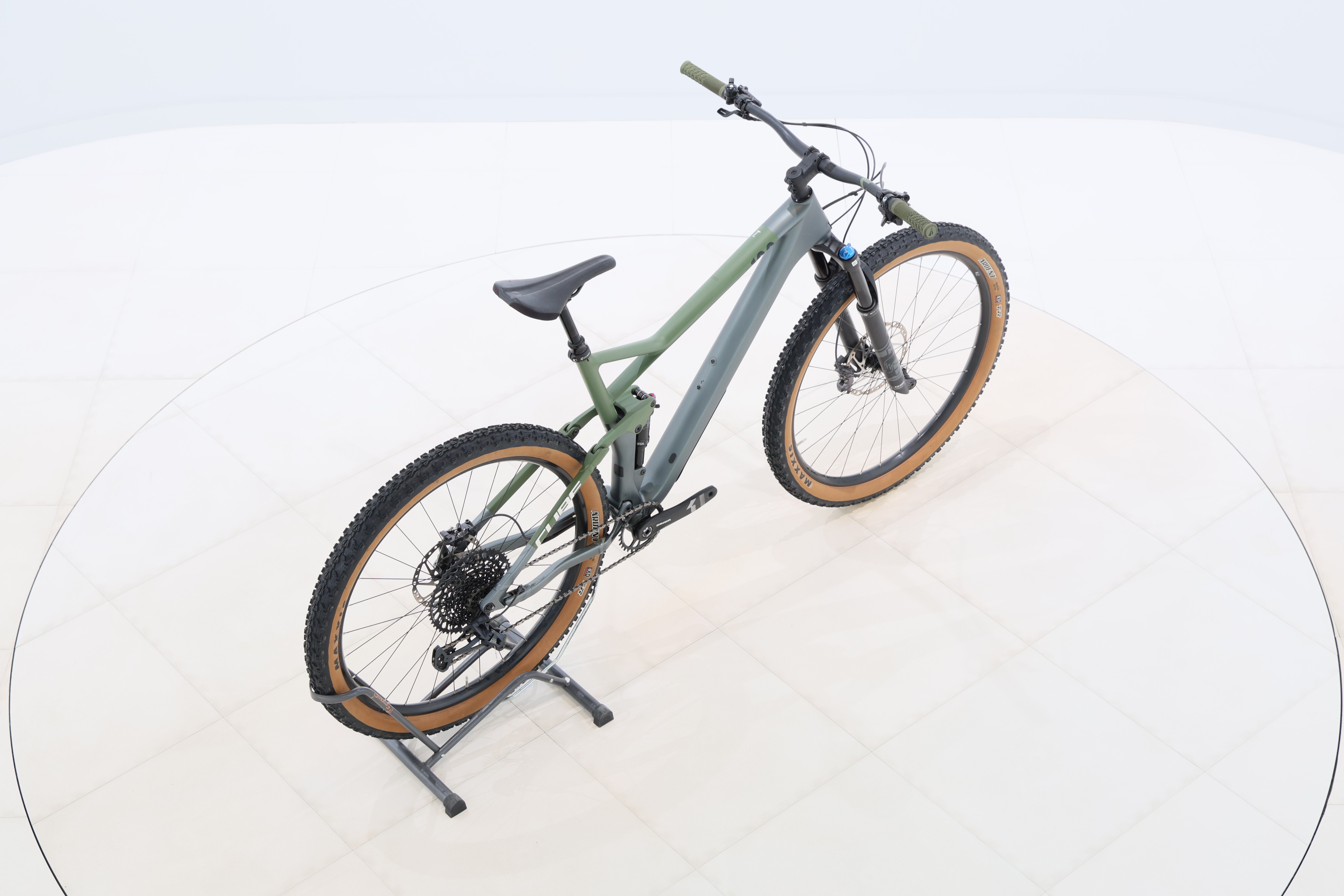 c69f6c95-d4ff-48f6-b9d7-8de7bbc64132