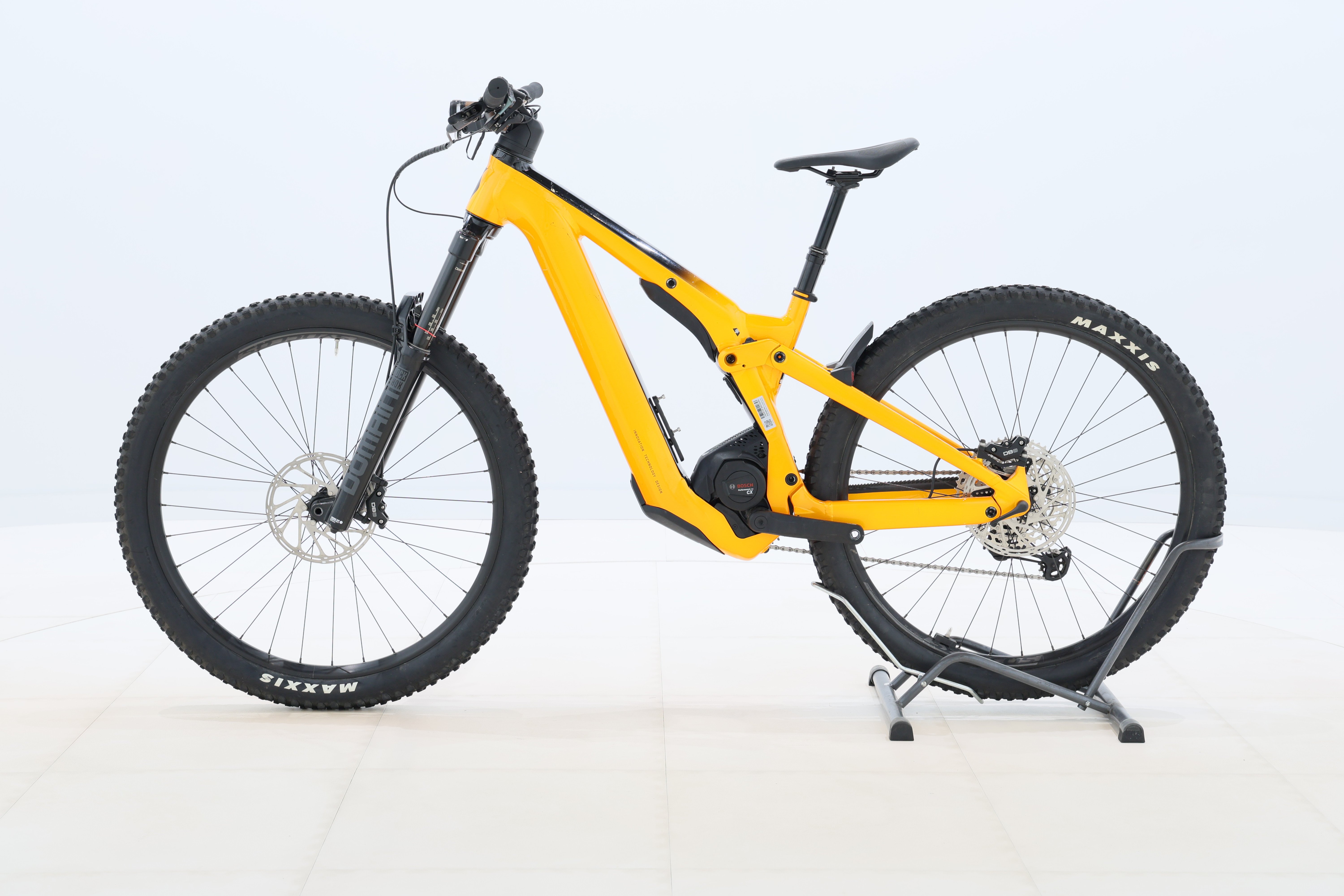 d74ee1d4-bac2-418e-85a6-e802173c5a09