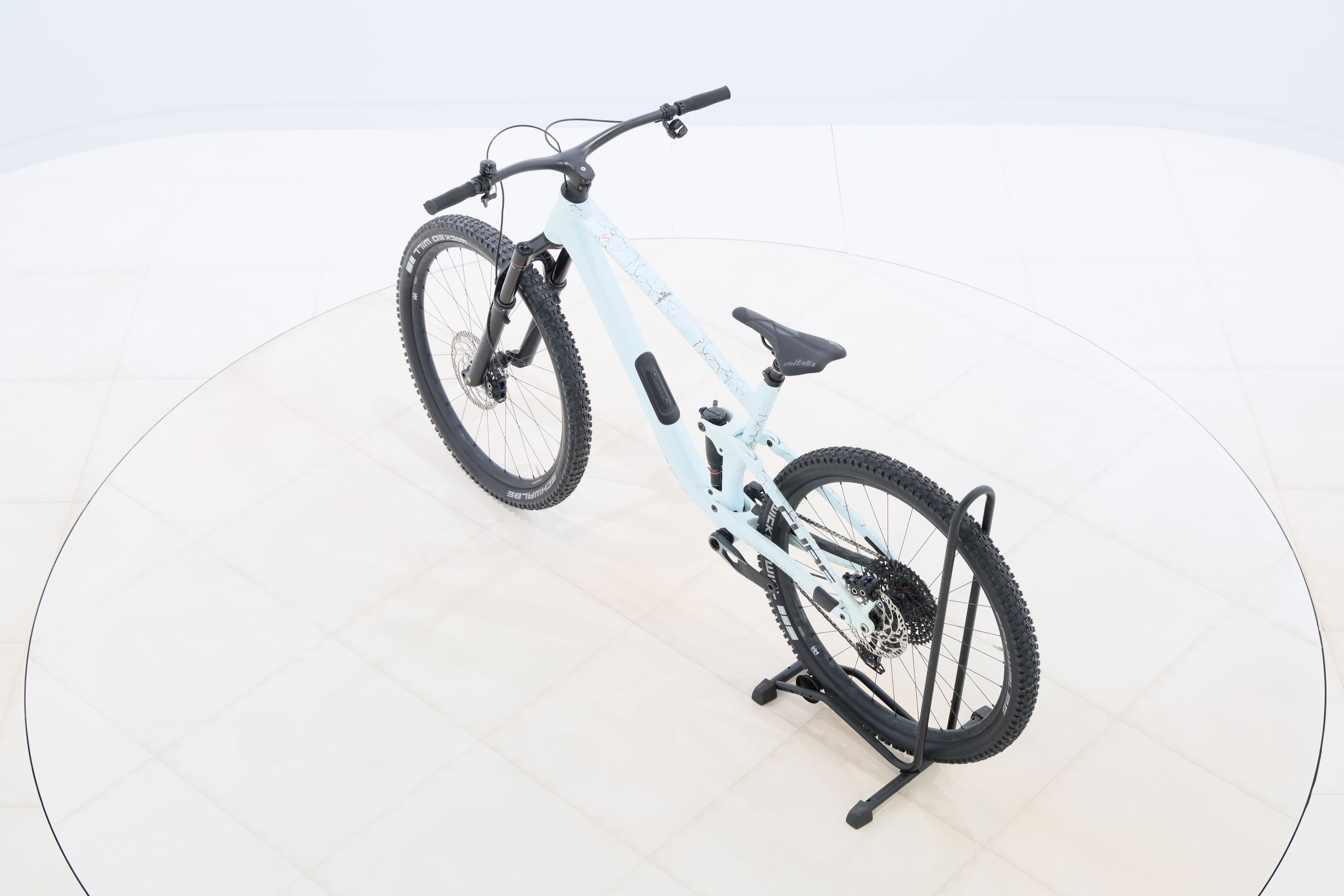 8051a231-c80b-41d2-9d2b-7ebc529e018b