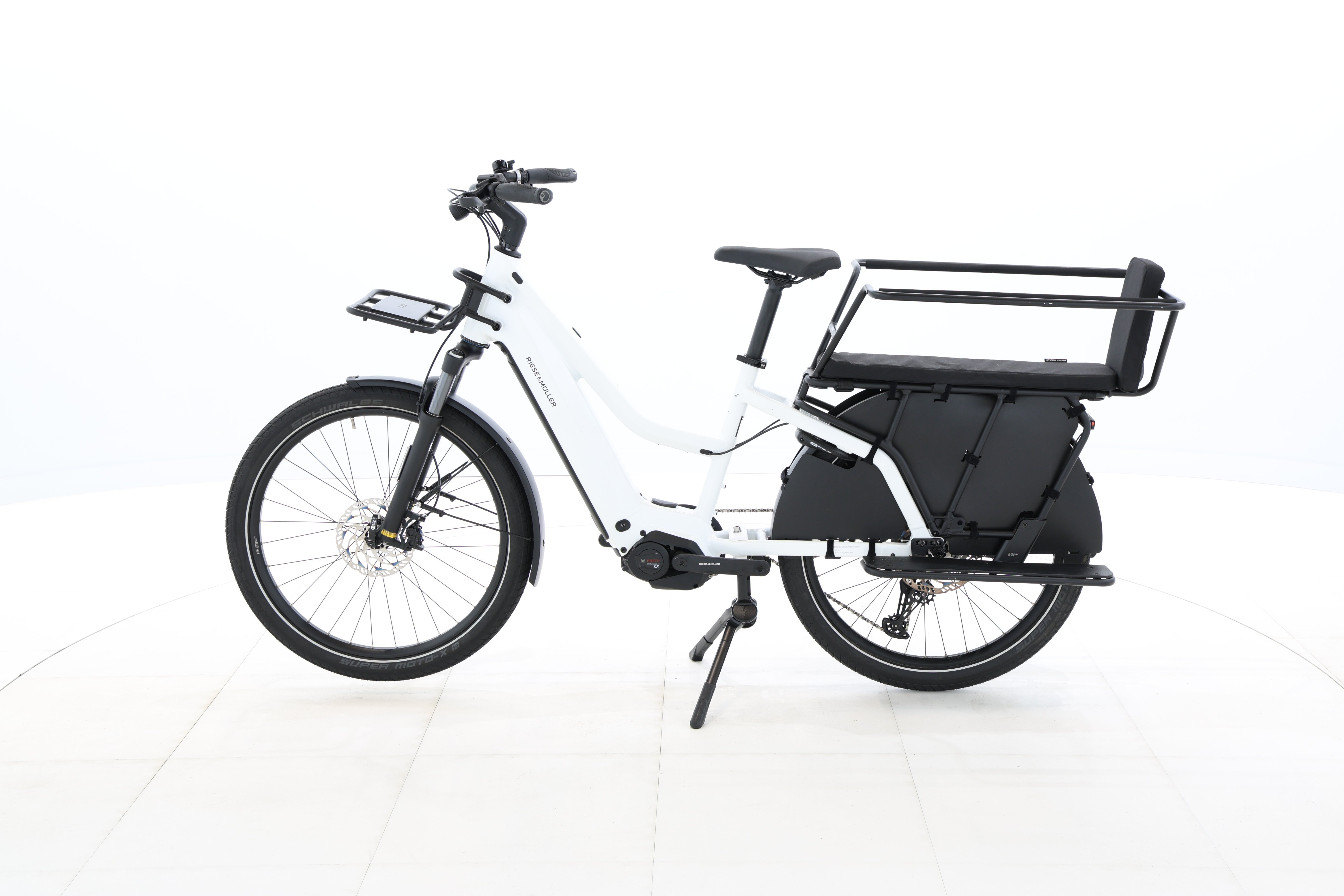 3edd84ea-3c6b-425d-83c2-ece7a79d2fa4