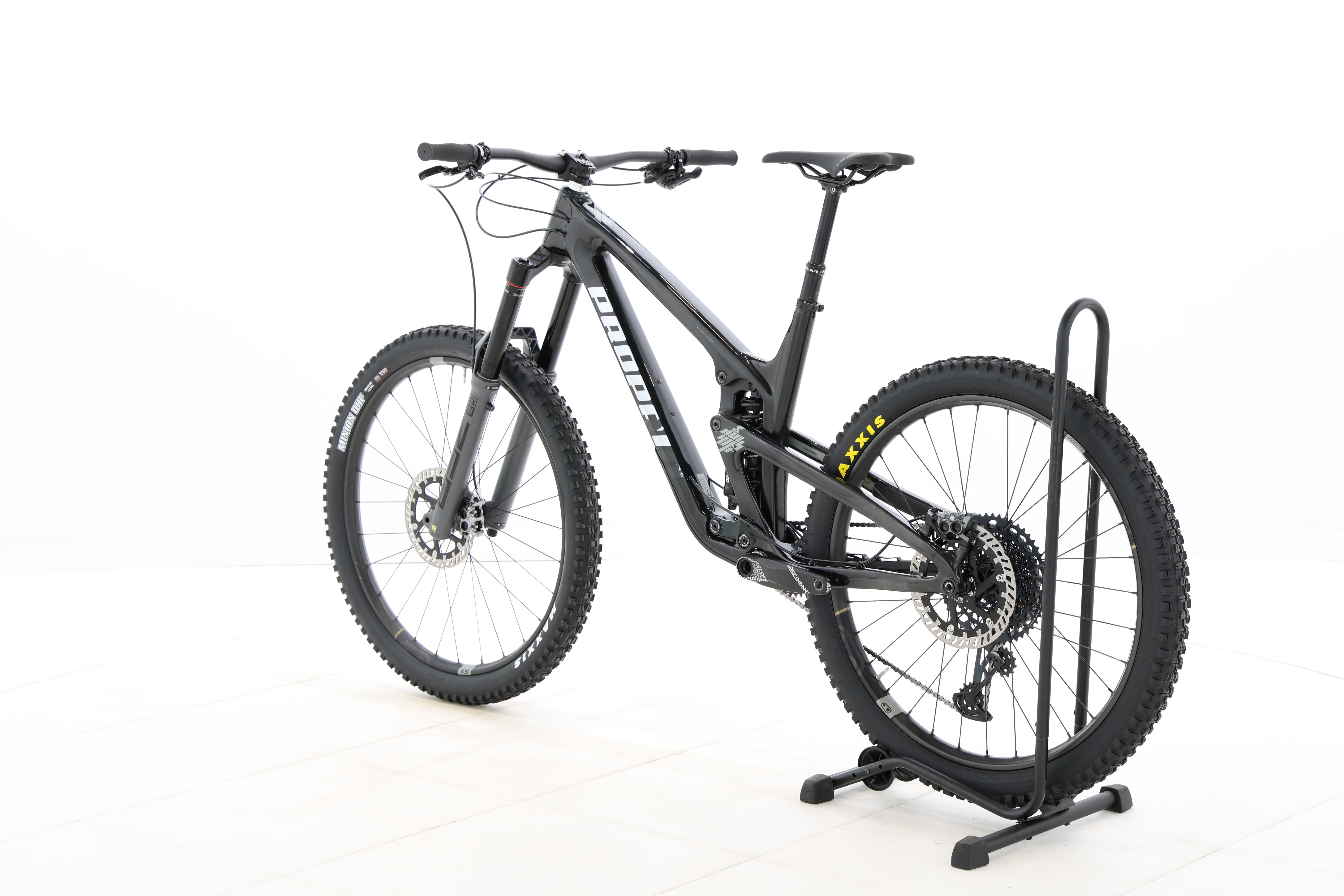 8a03a94e-99b1-40c1-a42d-a53c22201d1c