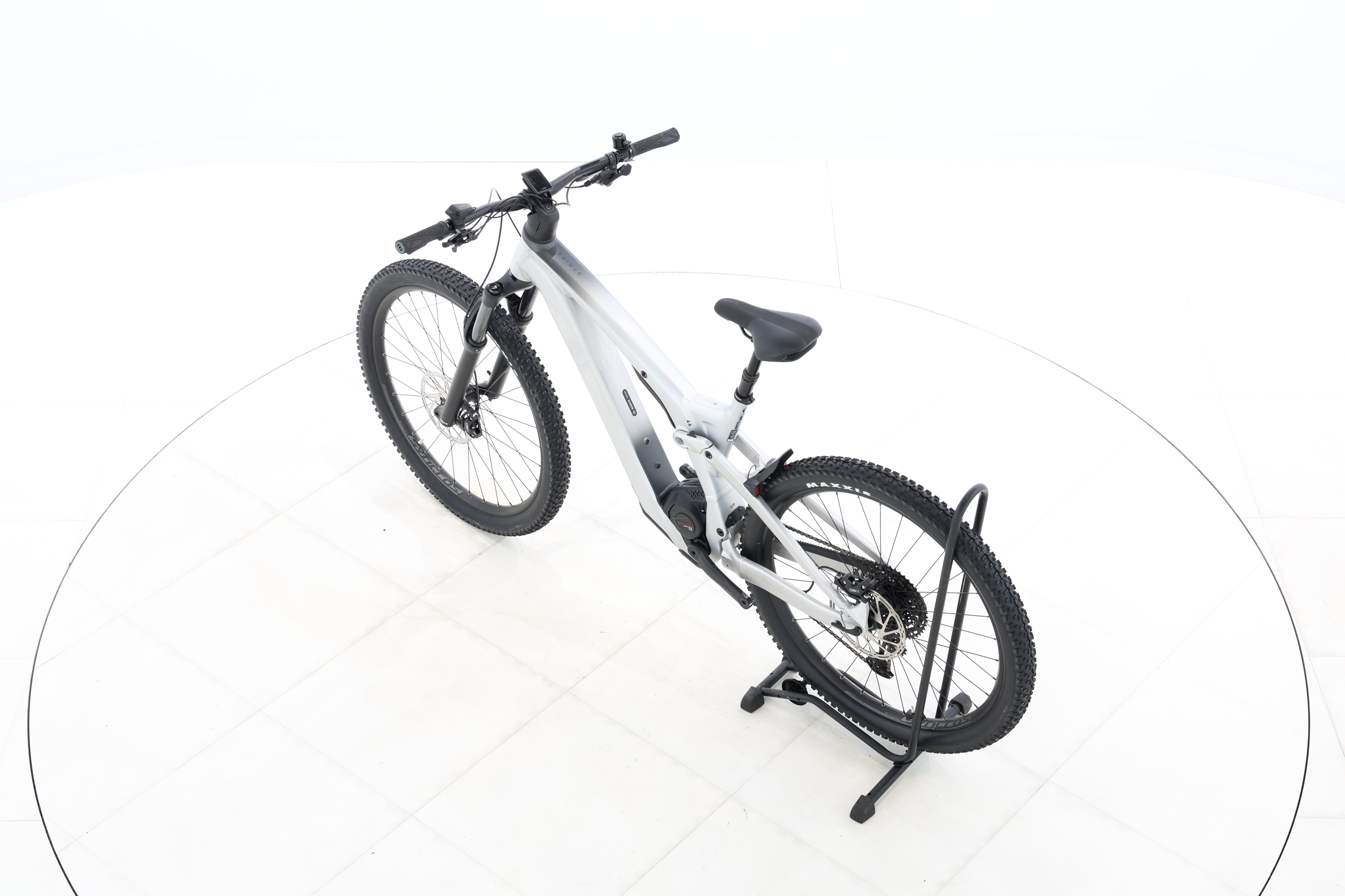 c24a947b-5d45-4fb3-a0e8-74e8862bec6f