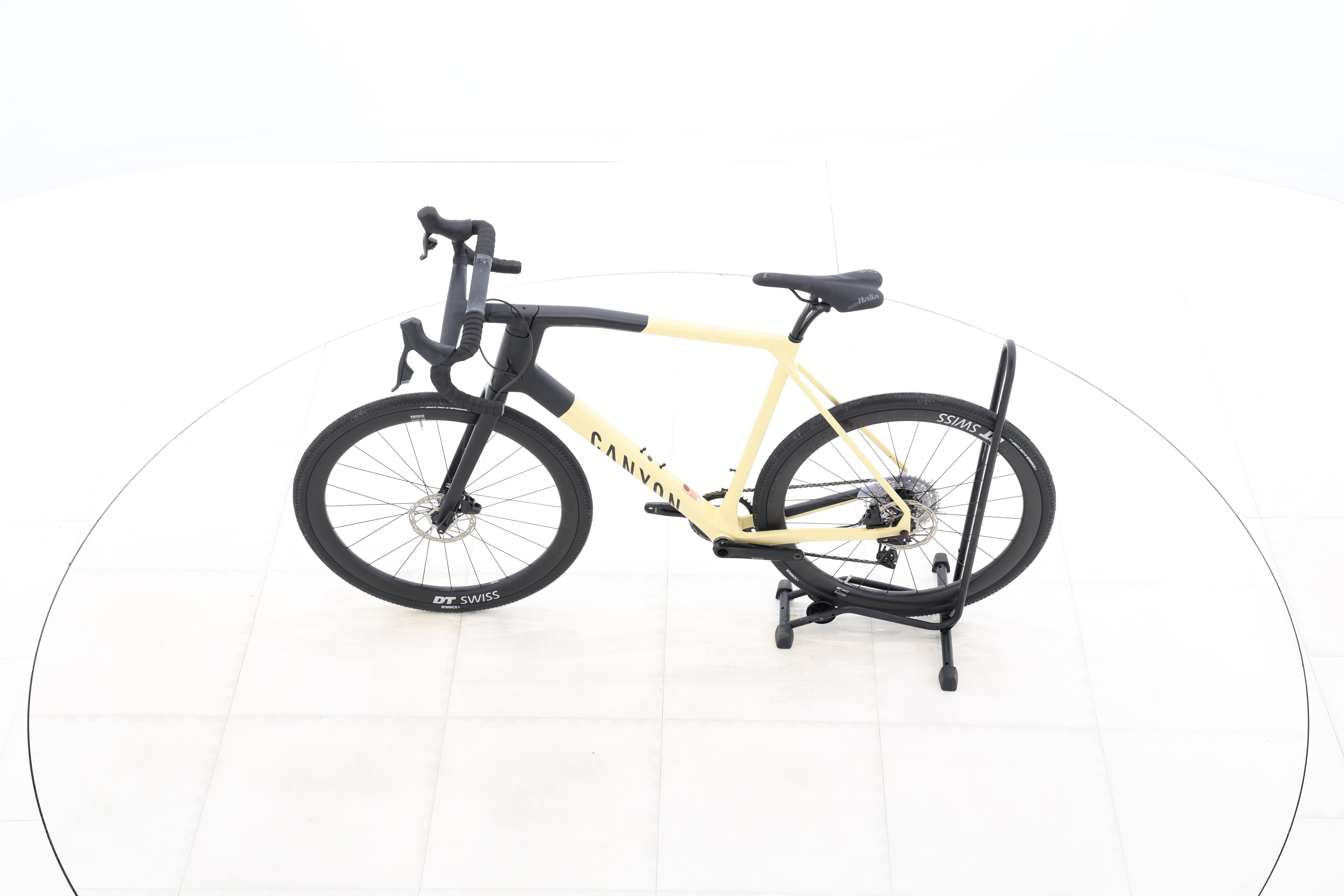 64b7a1c2-e2b5-4c2f-8011-85deebe99a25