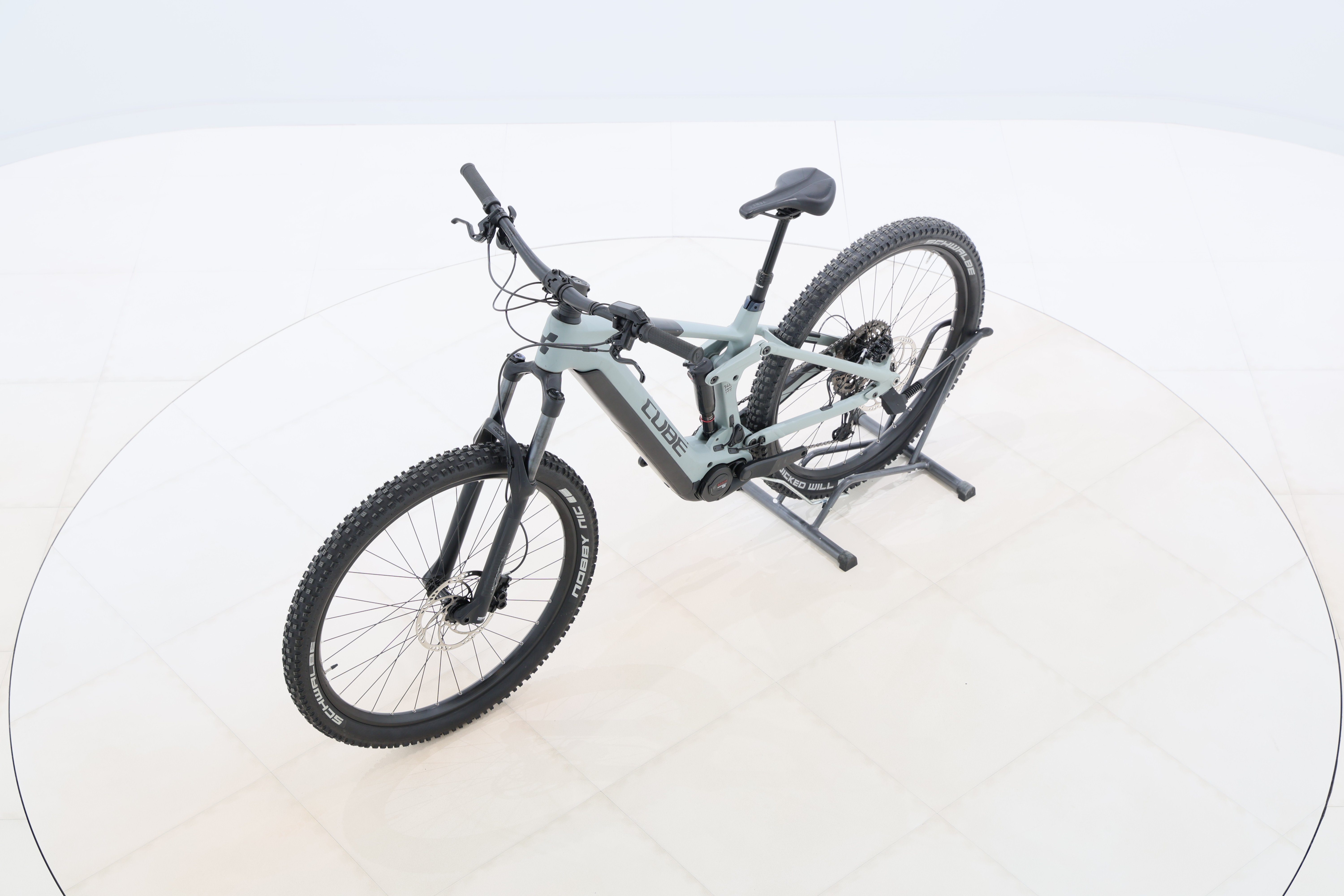 8115b129-f972-4be3-b48a-1b3480e4258a