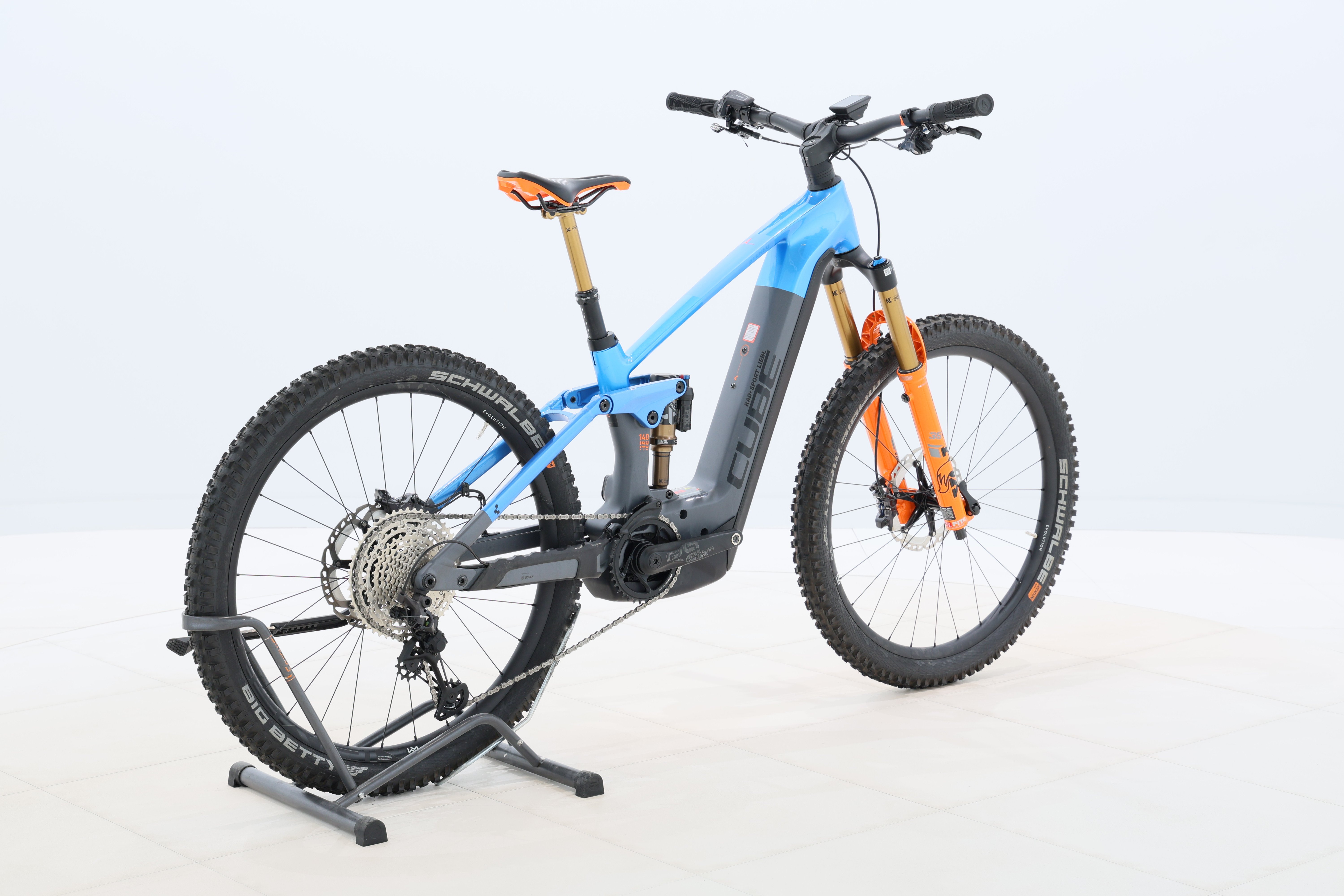 59a40ce0-bfdf-4b98-b332-24fff2efe58f