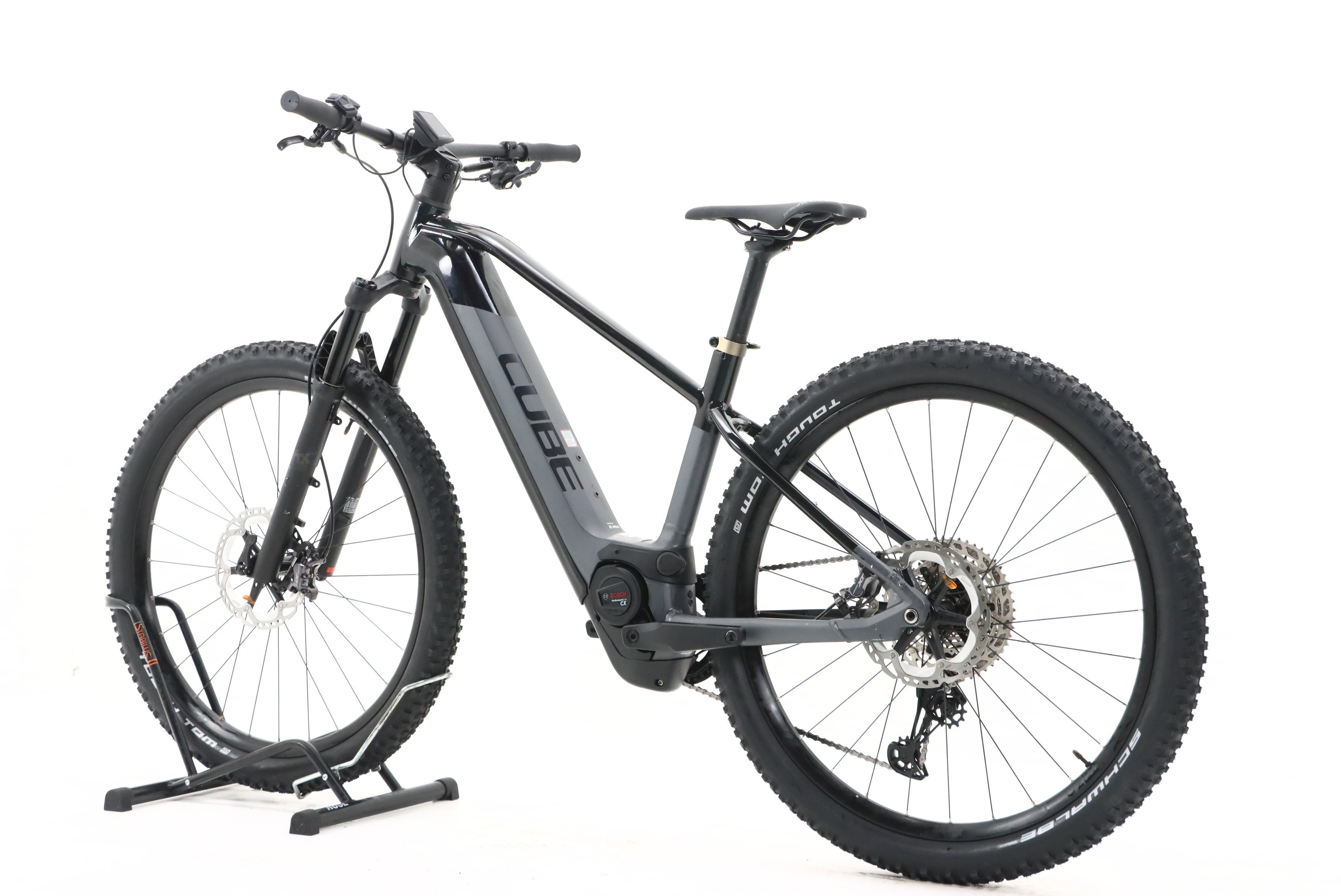 b69f1f58-2692-4fea-98f6-38a741513f5a