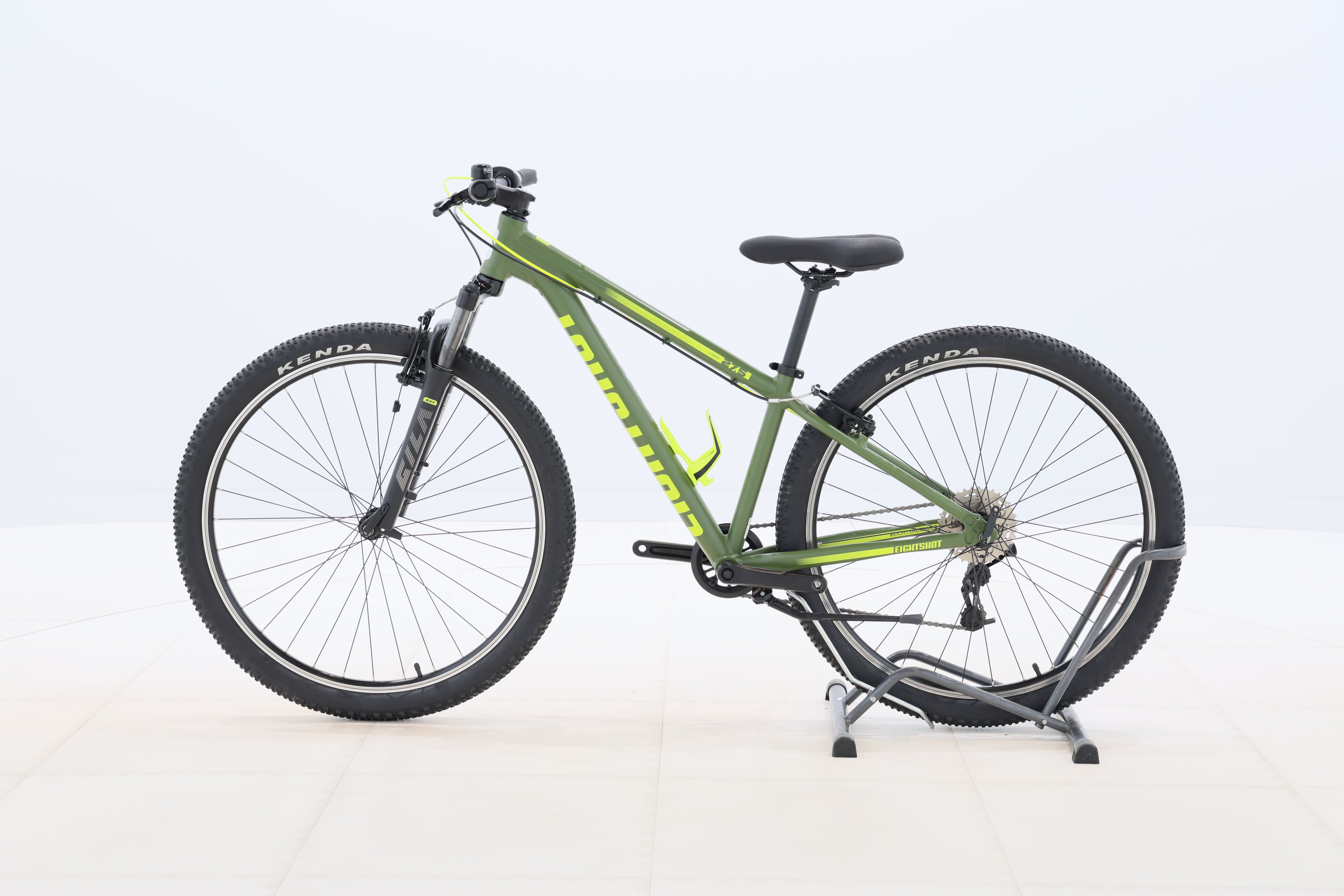 dff583d2-4d34-4b24-8664-9ebb65e8d51e