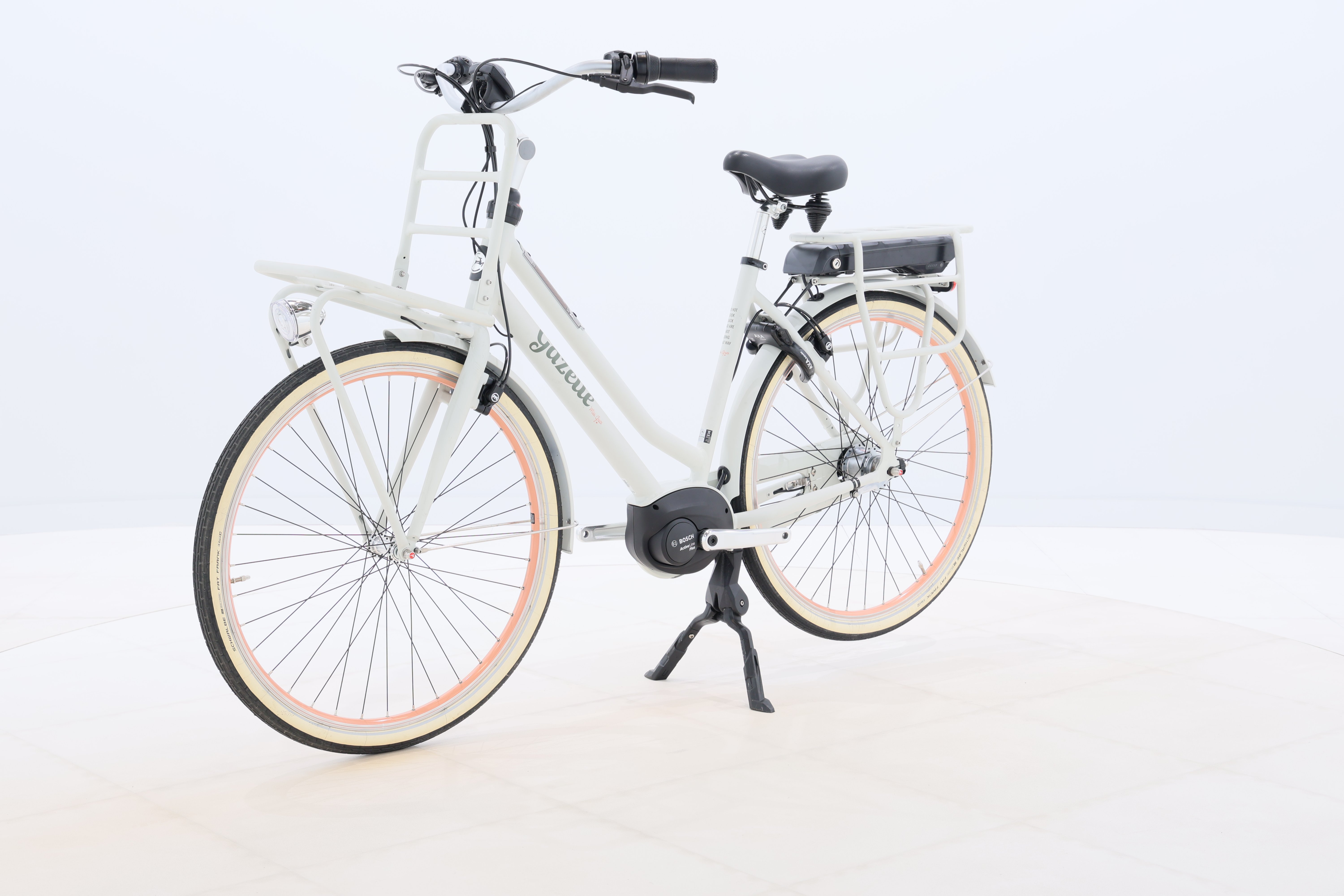 f320aaeb-8e48-4e2e-aa8b-f70b24f43a13