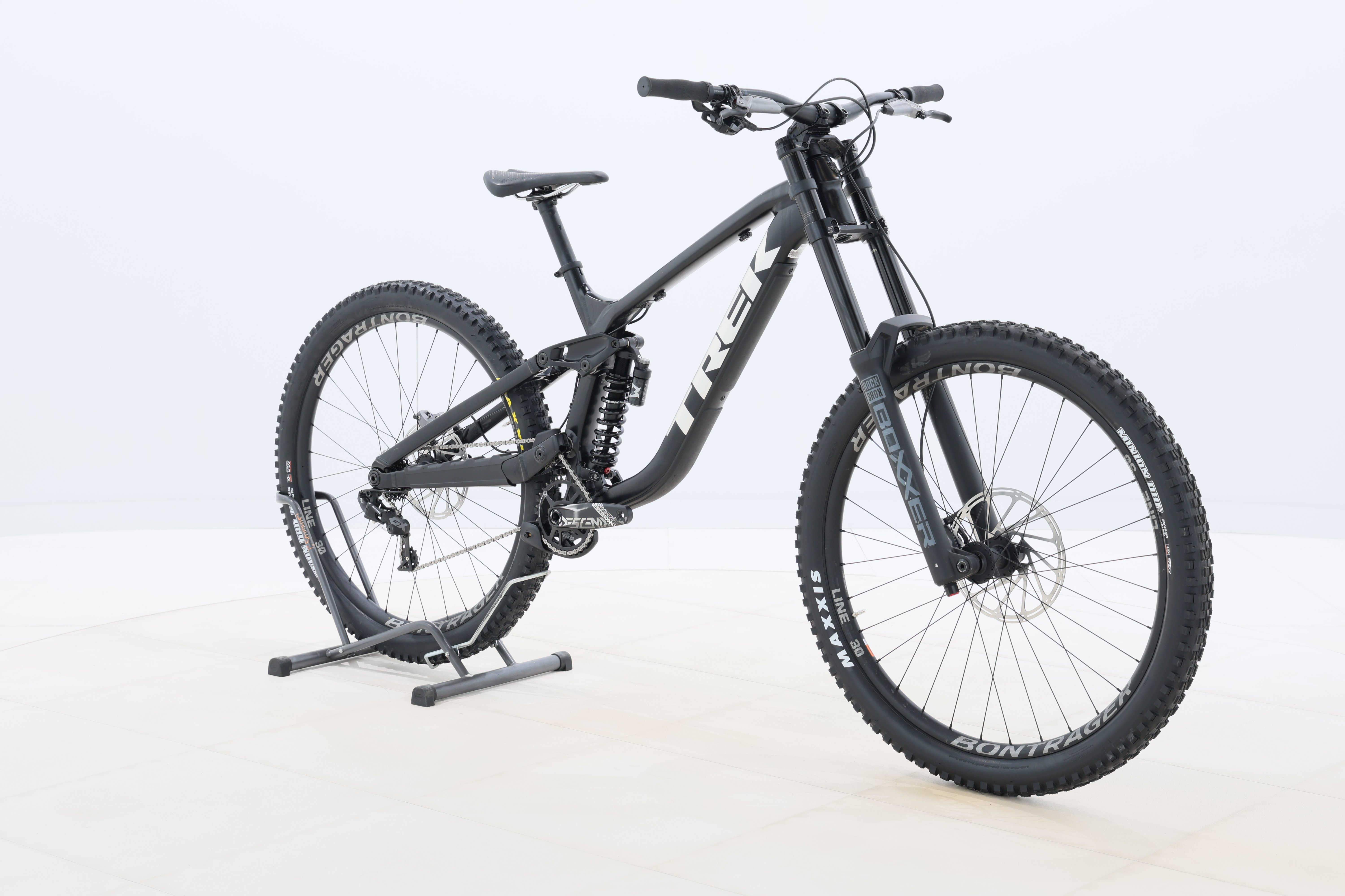 16d285b1-8f6d-4880-9141-2a4701369717