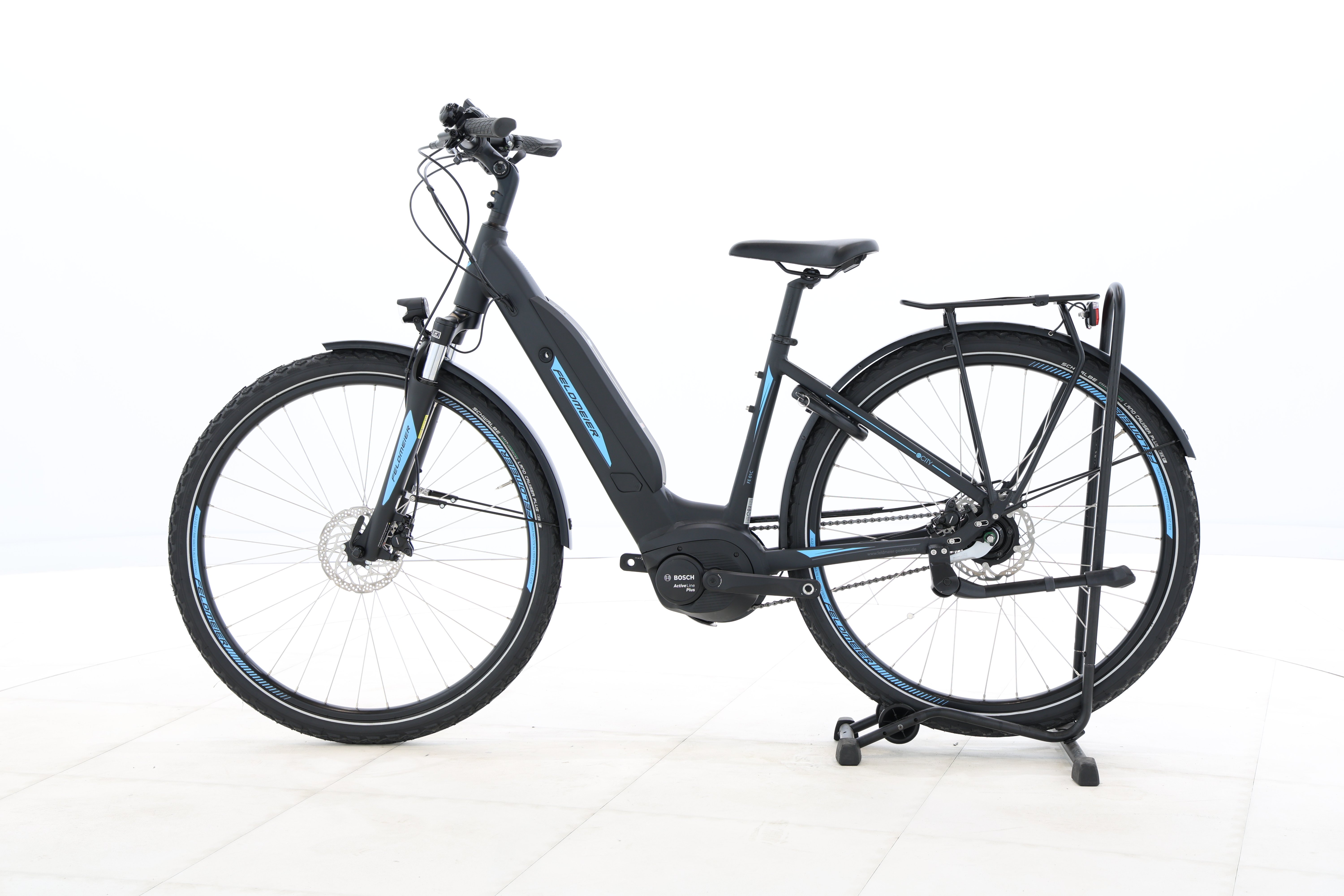 63b2ede6-9b45-4122-9b13-3e8b2c8b6420