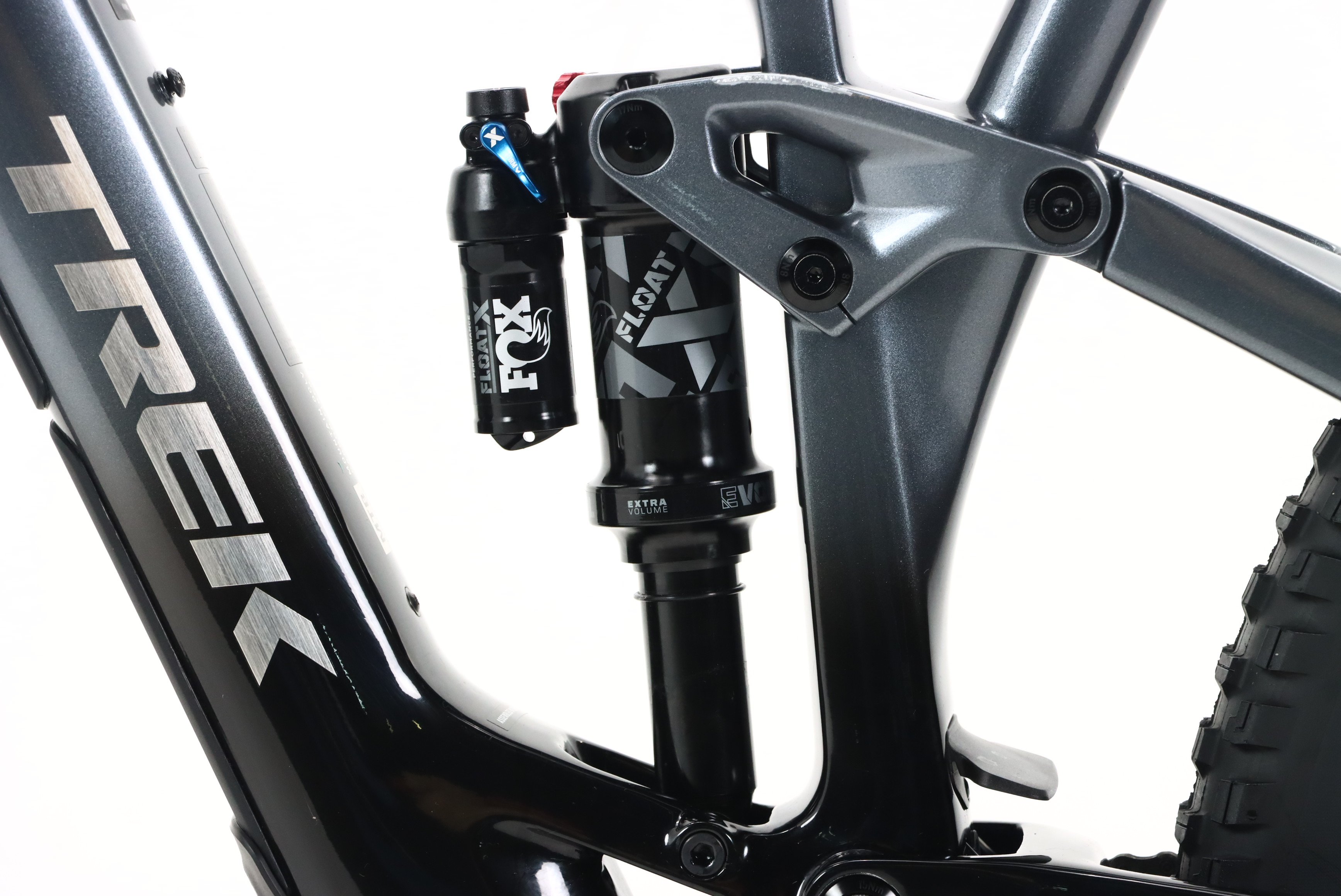 d9ebb714-0e8b-43b9-b49e-e6fcb4d9d464